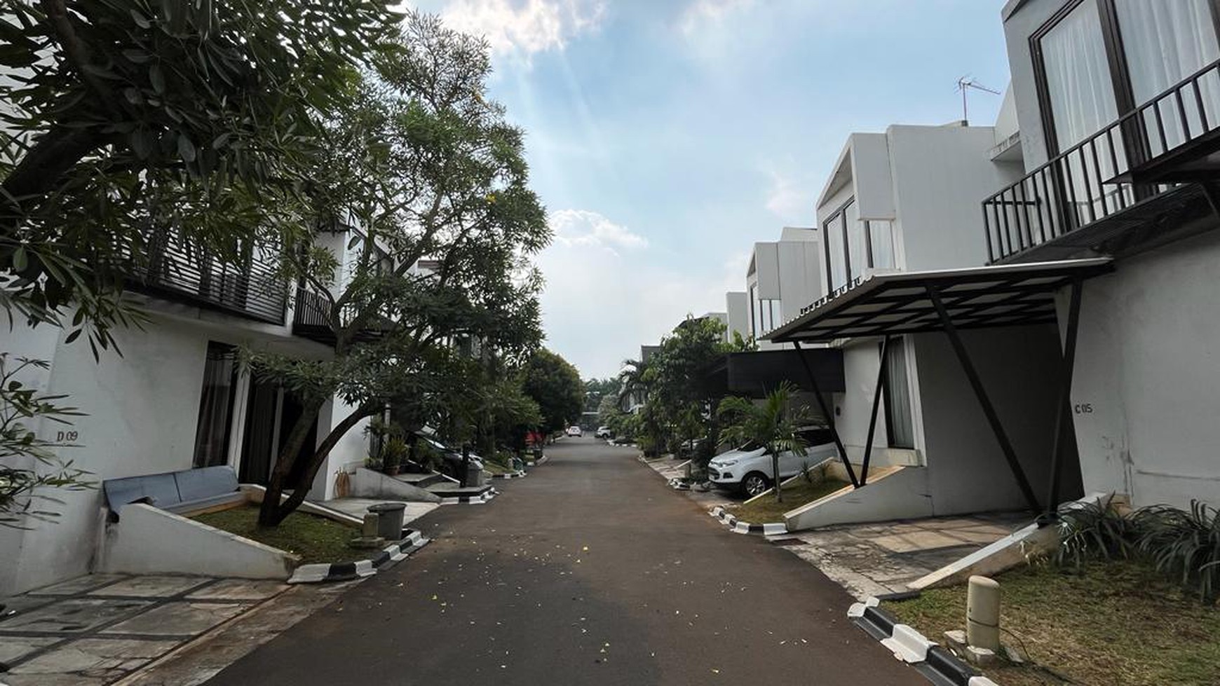 Rumah Bagus DI Green Wood Town House Ciputat Tangerang Selatan