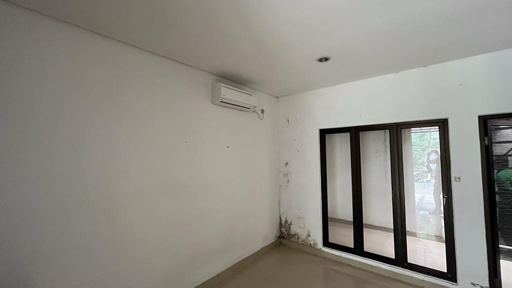 Rumah Bagus DI Green Wood Town House Ciputat Tangerang Selatan