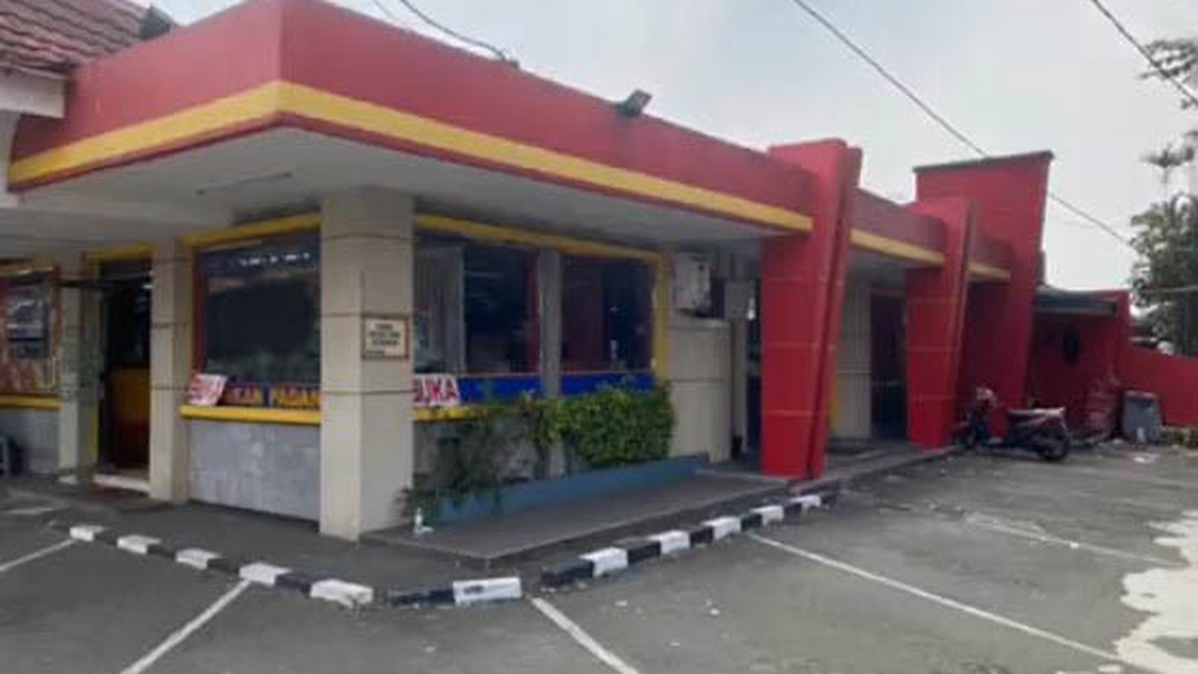 Resto Padang Jl Murai, Bintaro Pesanggrahan, Luas 563m2