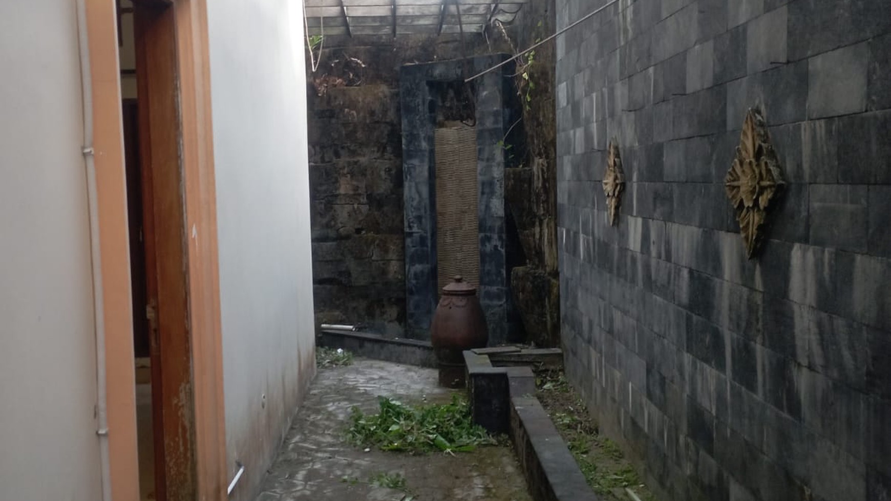 RUMAH SIAP HUNI DI PERUMAHAN TIRTASANI 