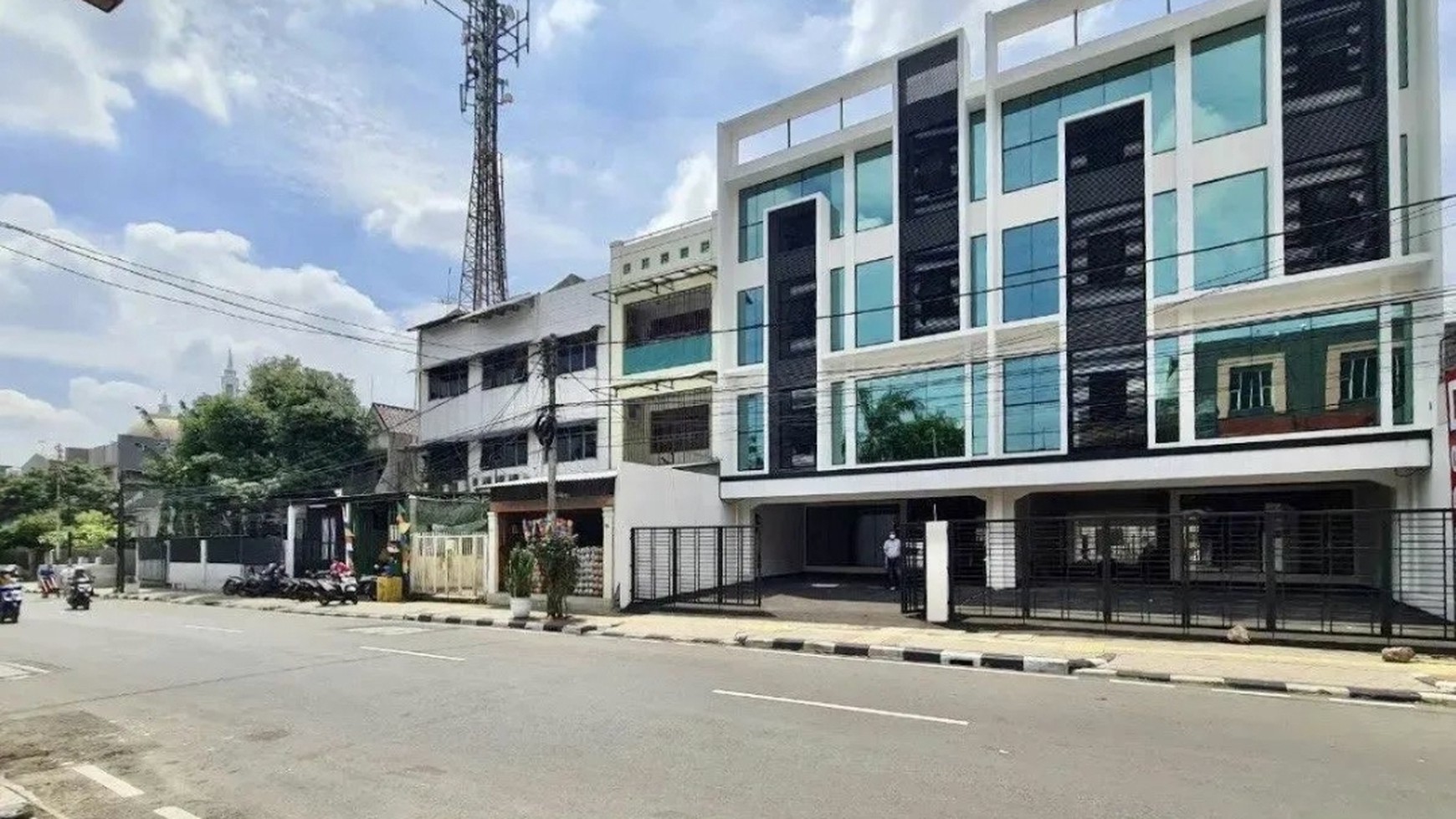 Brandnew Office Building Gandeng Jatinegara