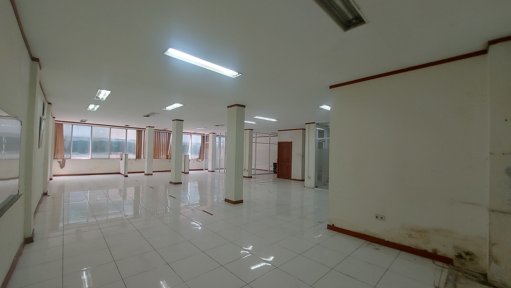 Ruko 3 gandeng di Pangeran Jayakarta, Mangga Dua, Sawah Besar
