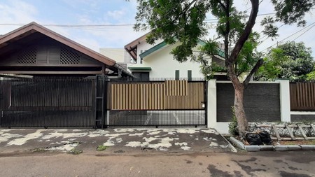 Rumah Bagus Dekat Akses Toll & Stasiun KA Di Area Jl Camar Bintaro Jaya Sektor 3