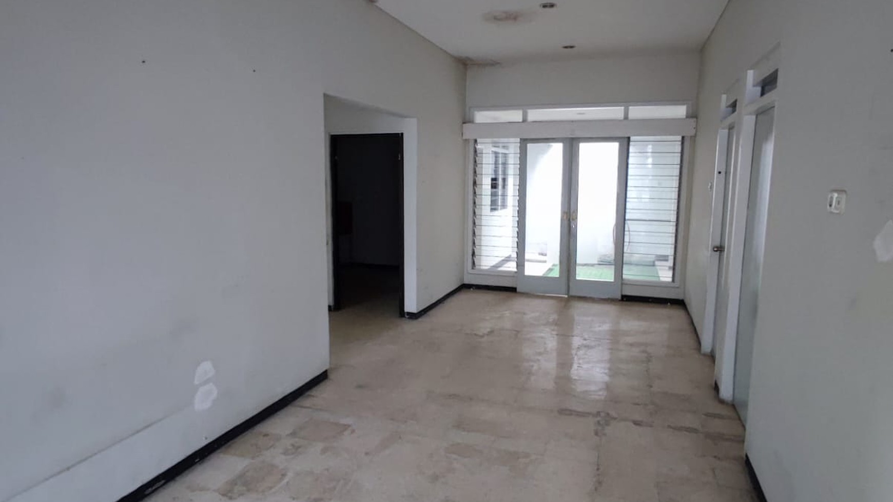 Dijual Rumah di komplek Taman Indah VI Taman Sepanjang Sidoarjo (Daerah Menanggal Surabaya)