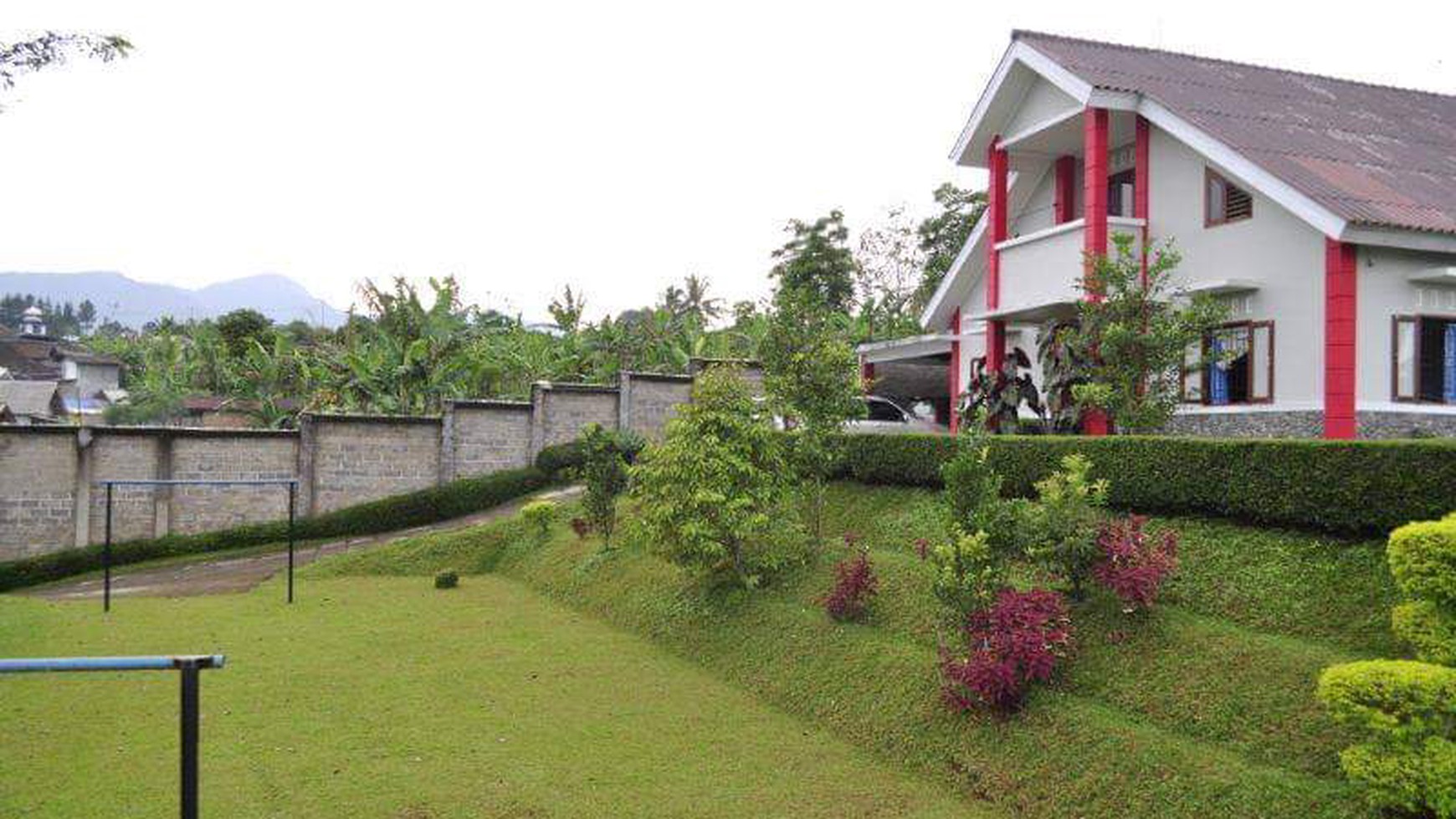 Villa Asri dengan View Gunung @Mega Mendung, Bogor