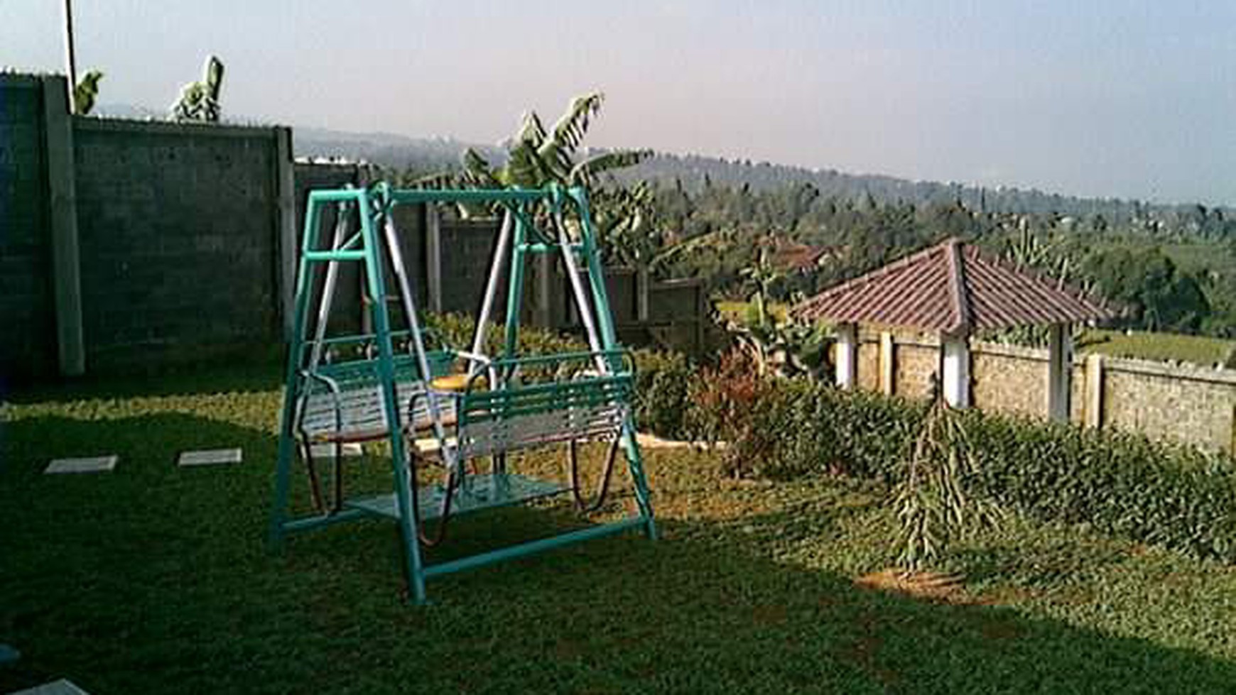 Villa Asri dengan View Gunung @Mega Mendung, Bogor