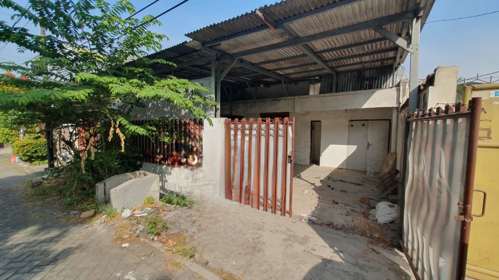 Dijual Rumah Satelit Timur - Surabaya Barat - Luas 180 m2 (9ÃƒÆ'Ã†'-20) - TerMURAH 