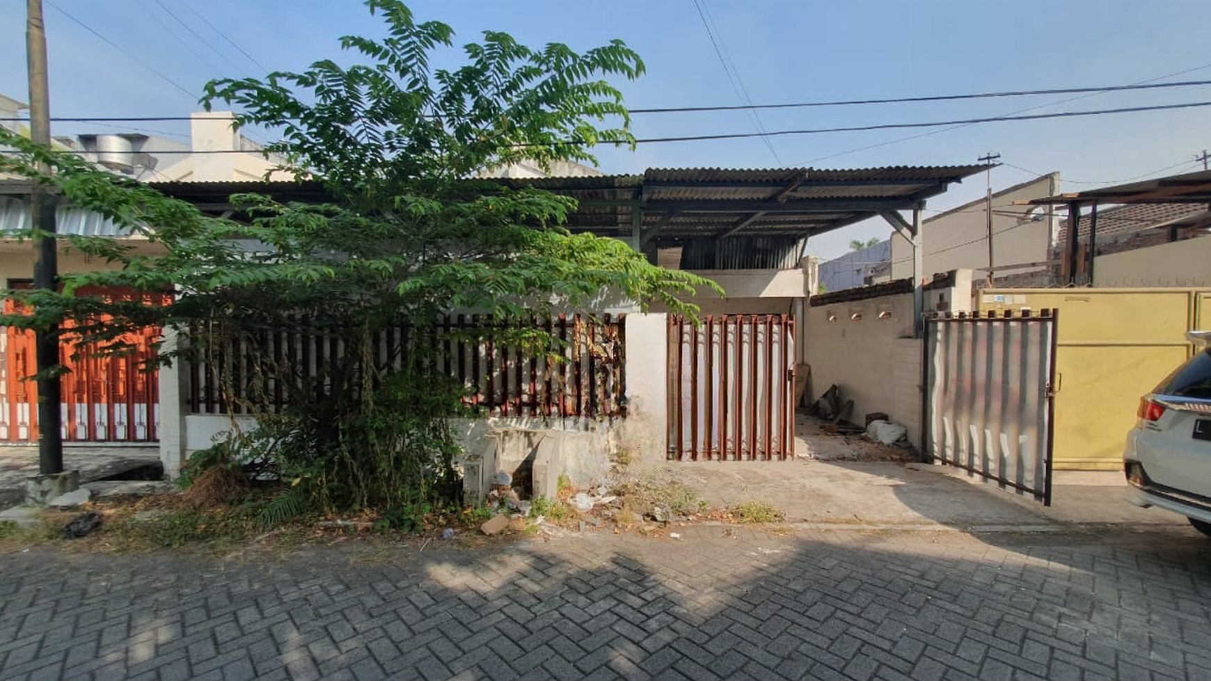 Dijual Rumah Satelit Timur - Surabaya Barat - Luas 180 m2 (9ÃƒÆ'Ã†'-20) - TerMURAH 