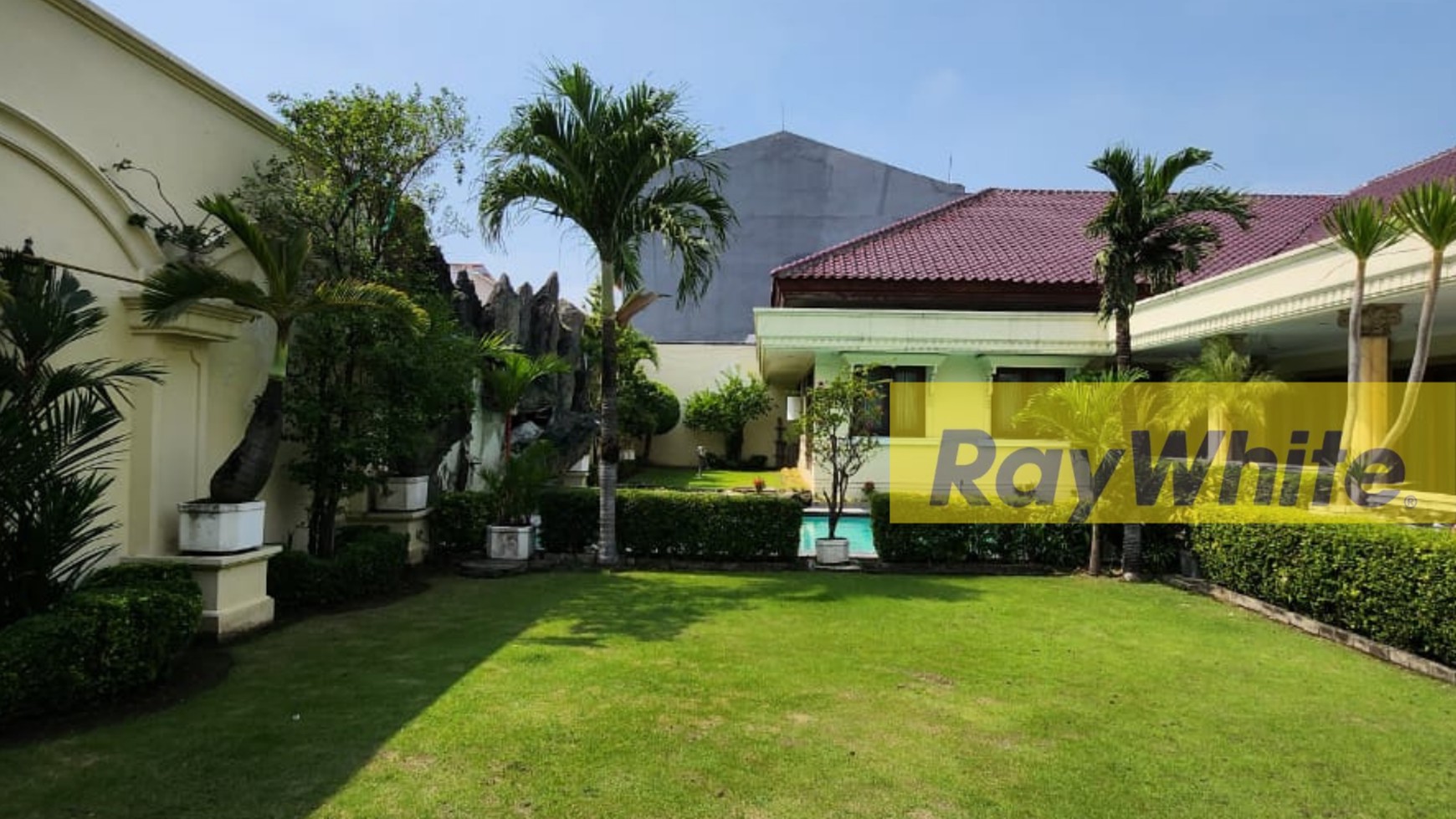 dijual rumah mewah ala sultan surabaya area jemursari