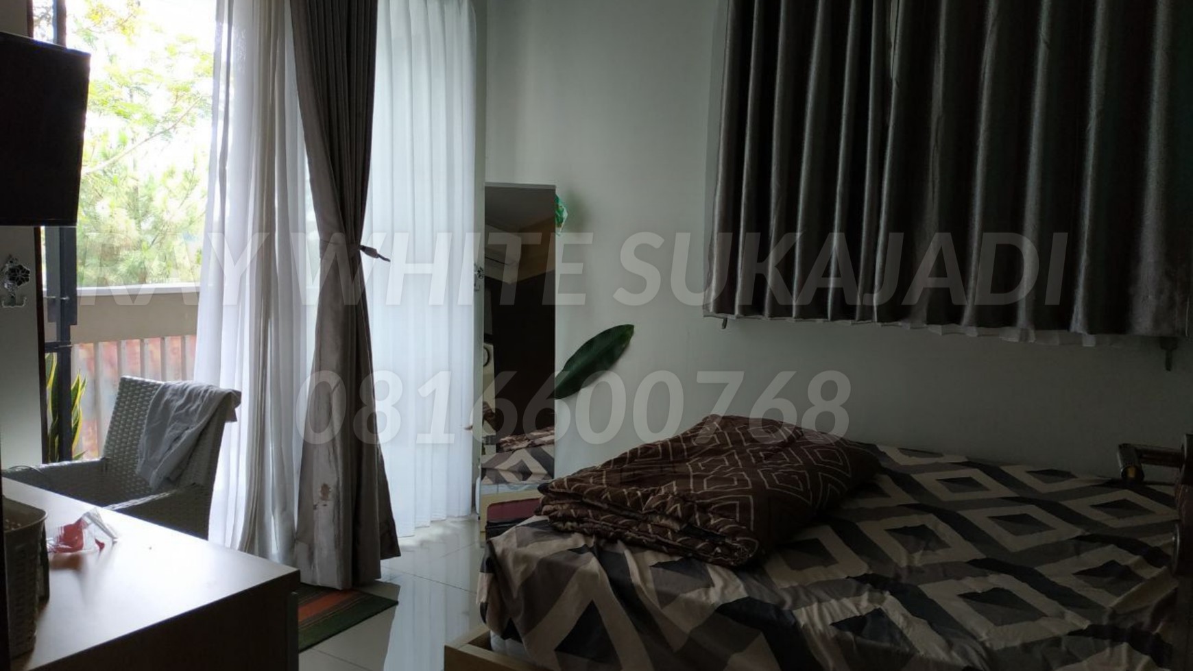 DIJUAL!! RUMAH 2 MUKA SUMMARECON CLUSTER CYNTHIA