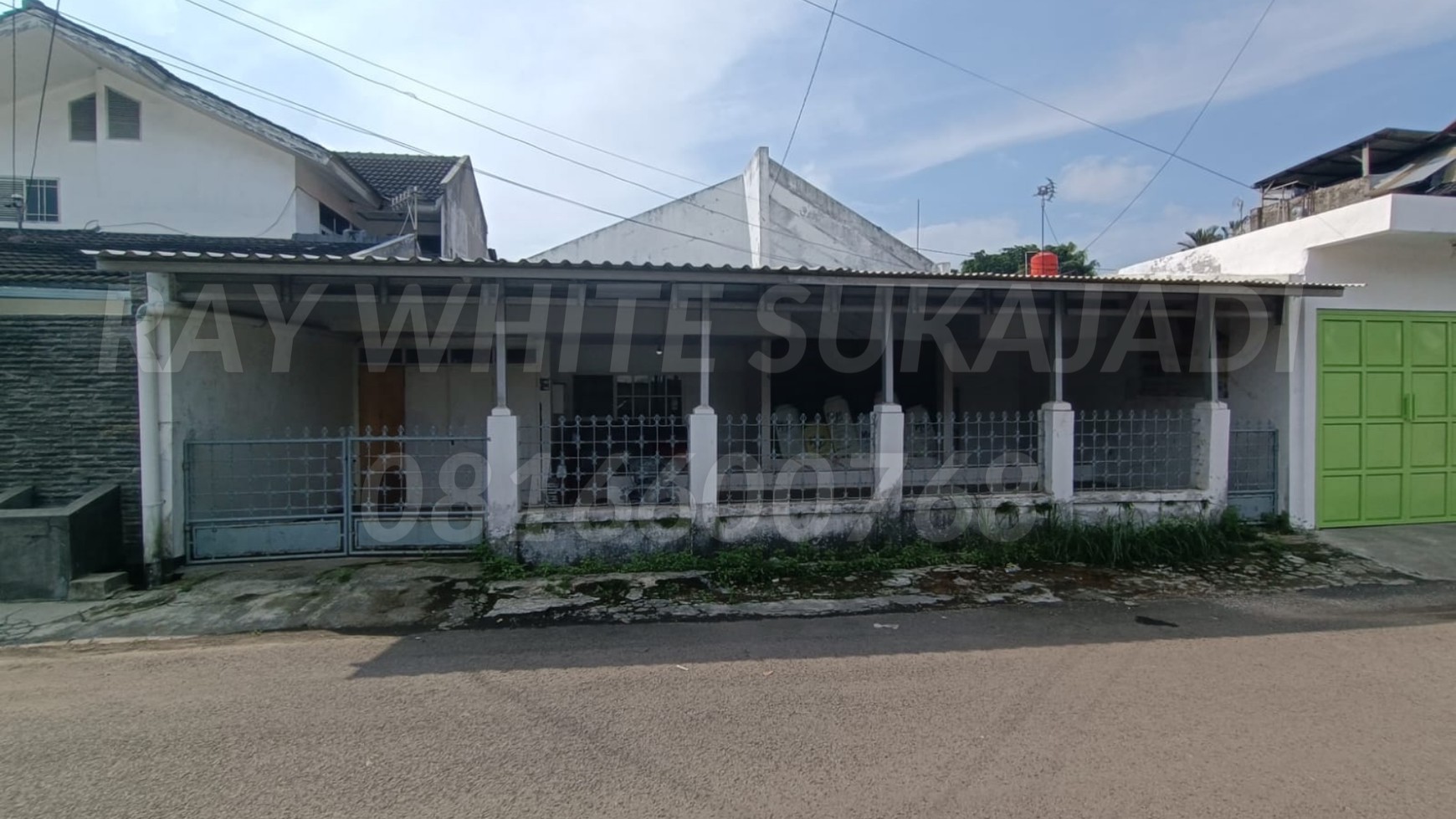 DIJUAL / DISEWAKAN Rumah tinggal bisa untuk usaha juga  di kopo permai 1 blok I  