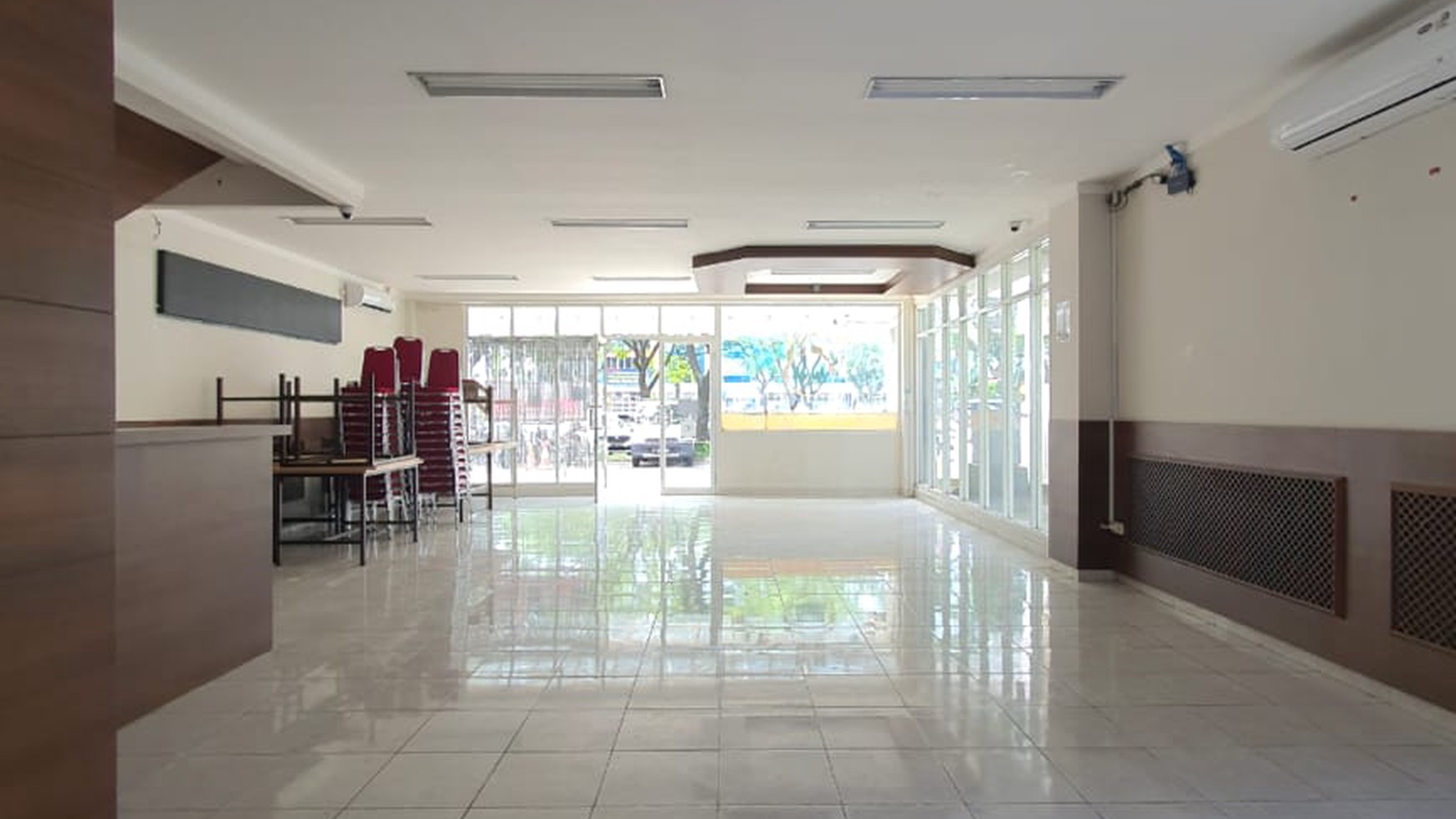 Ruko Siap Pakai, Kawasan Ramai dan Bisnis Premium Bintaro @Ruko Emerald Avenue