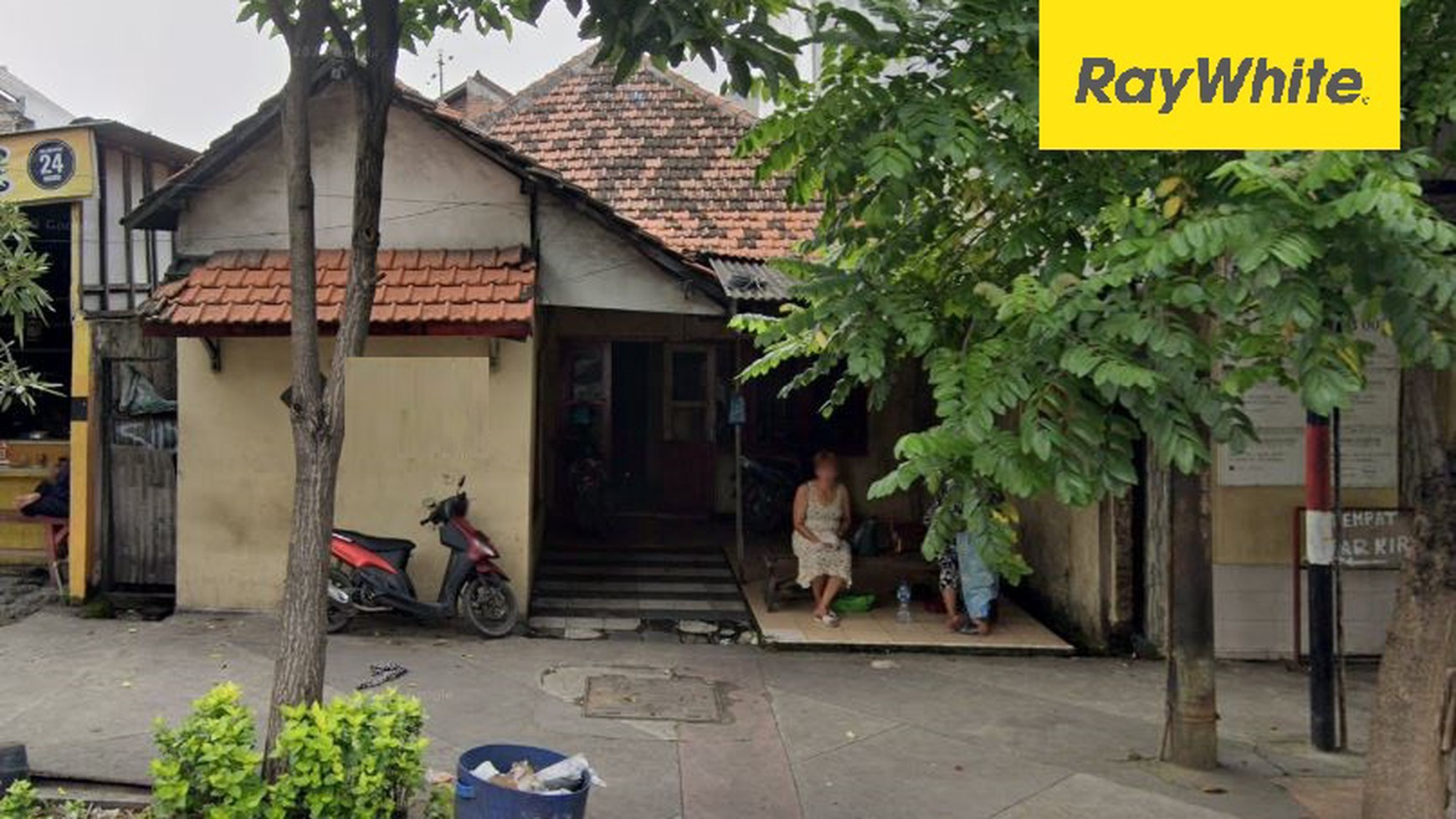 Rumah Usaha di Raya Demak, Bubutan, Surabaya 