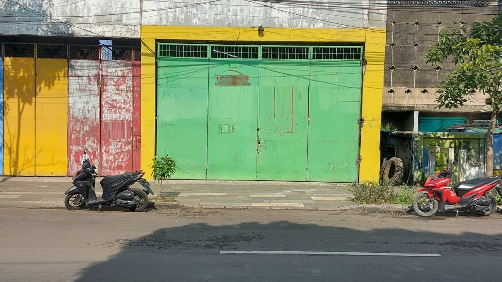 Dijual Gudang Pusat Kota di Jalan Demak Surabaya