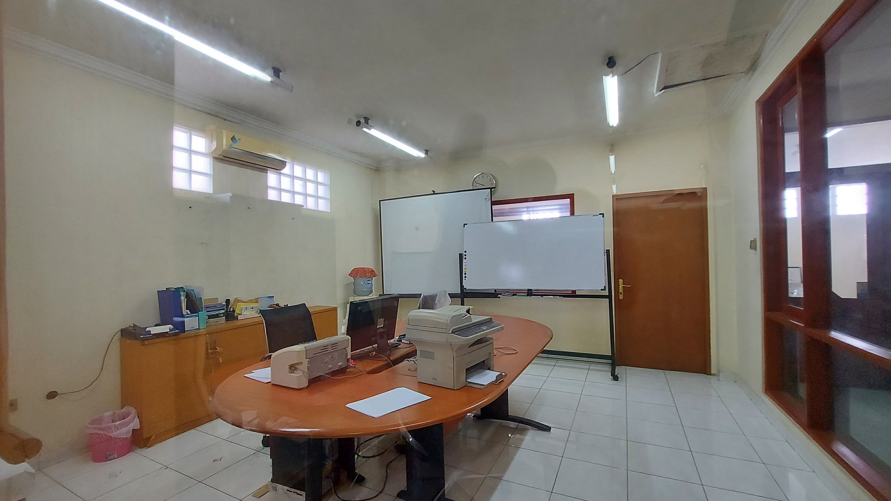 Ruko 3 Gandeng di Otista, Cipinang Cempedak, Jatinegara