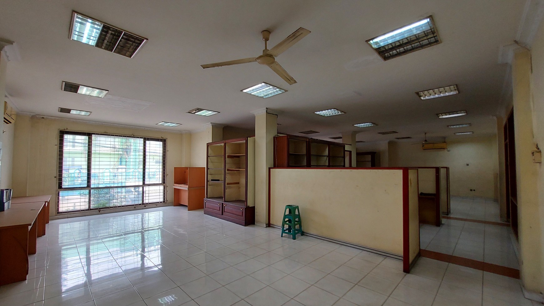 Ruko 3 Gandeng di Otista, Cipinang Cempedak, Jatinegara