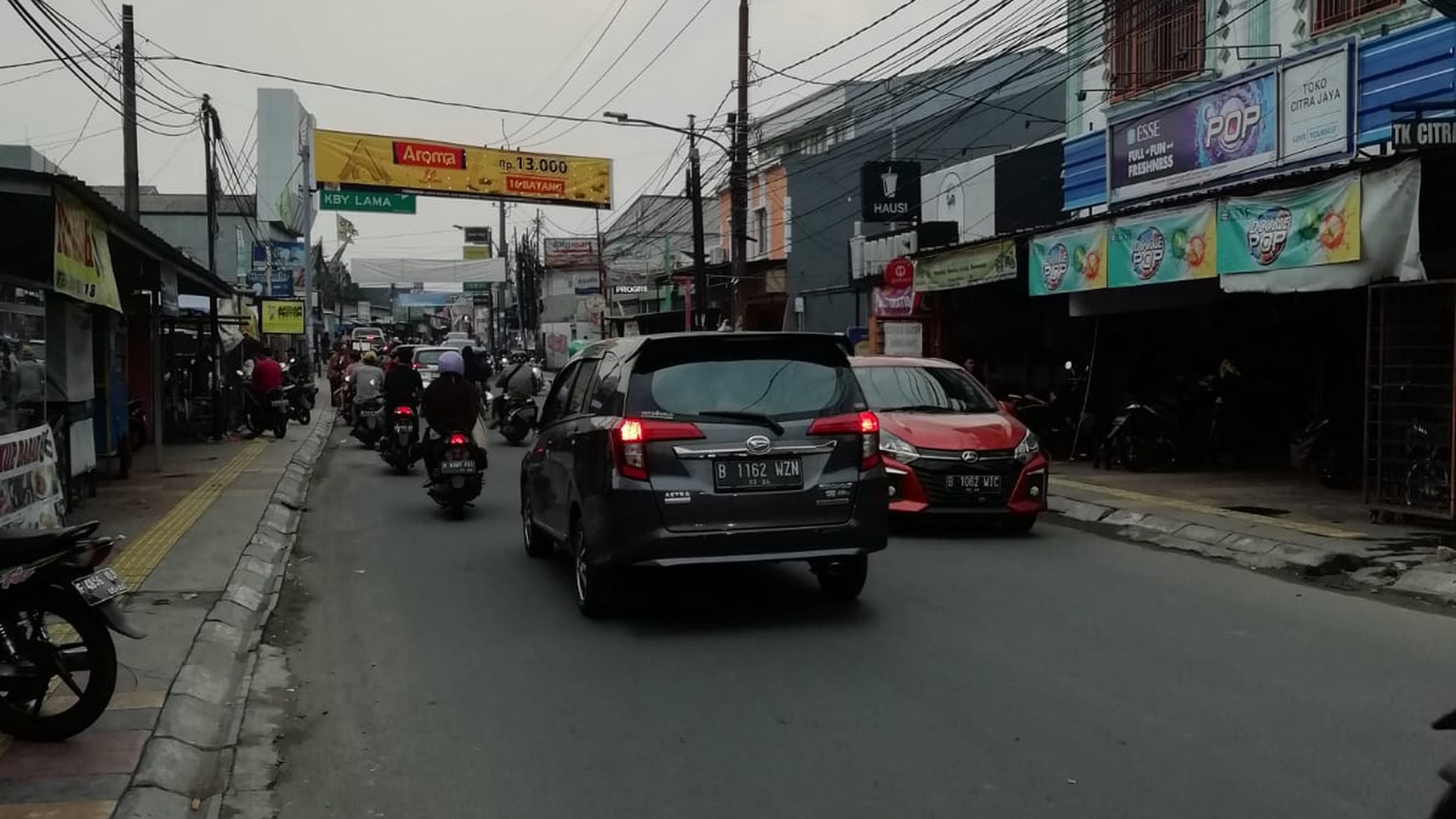 Ruko Siap Pakai dan Lokasi Strategis Pinggir Jalan Raya @Ceger Raya, Pondok Aren