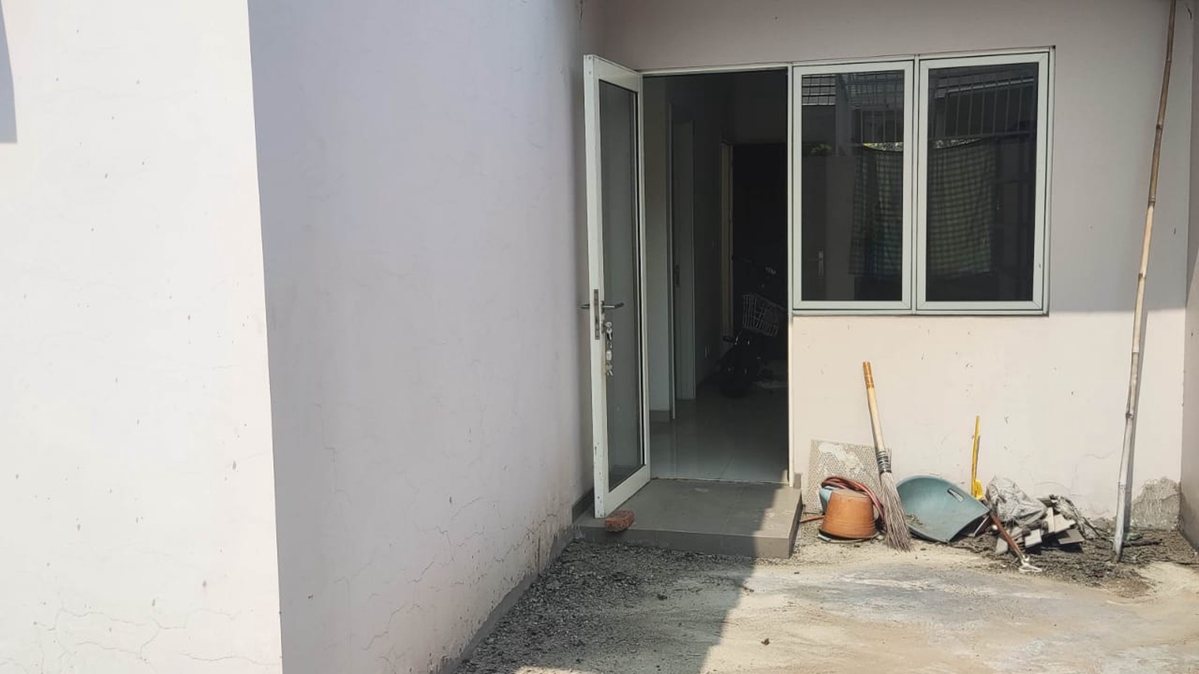 DIJUAL RUMAH CANTIK DI SUVARNA  CLUSTER BIANCA