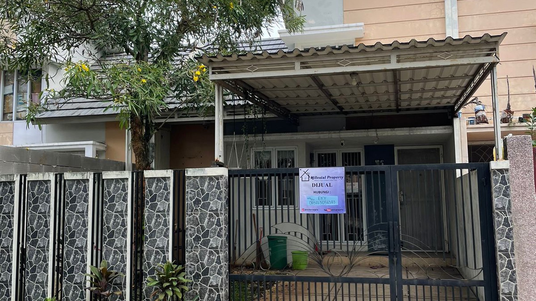 DIJUAL RUMAH SEKALIGUS TEMPAT USAHA