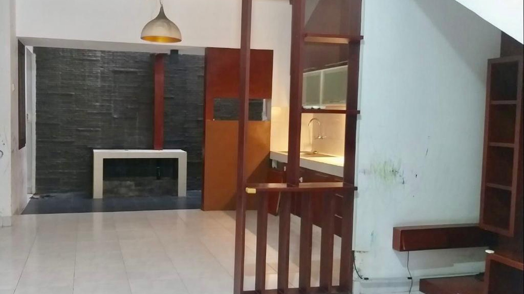 Rumah Rapih , bagus, terawat dalam Cluster di Bintaro Sektor 9