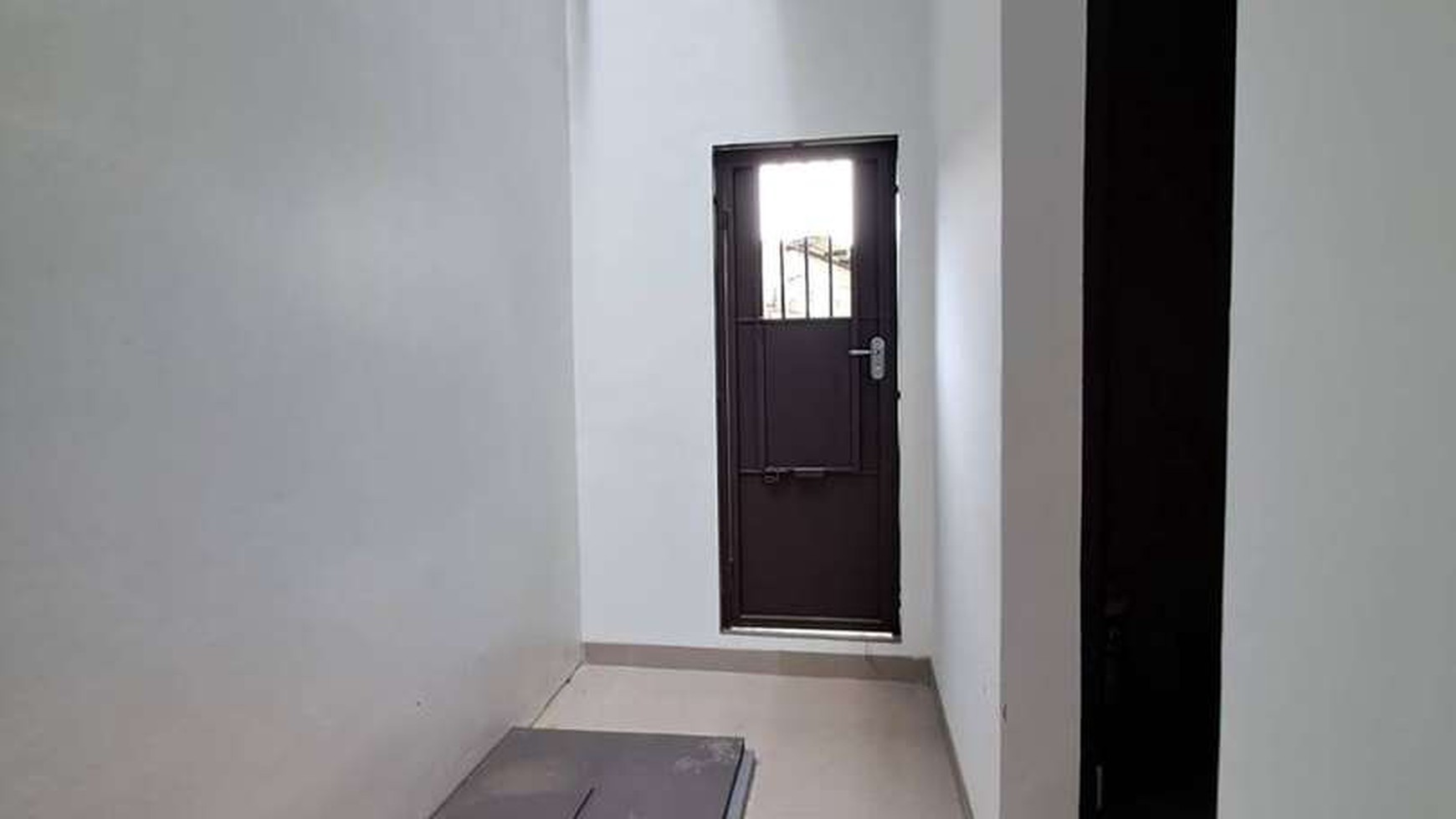 Hot Sale. Rumah Bagus Regensi Melati Mas, Serpong Utara