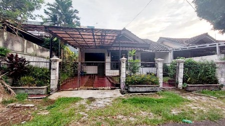 Rumah Hitung Tanah dan Lokasi Strategis dekat Bintaro Jaya @Villa Bintaro Indah