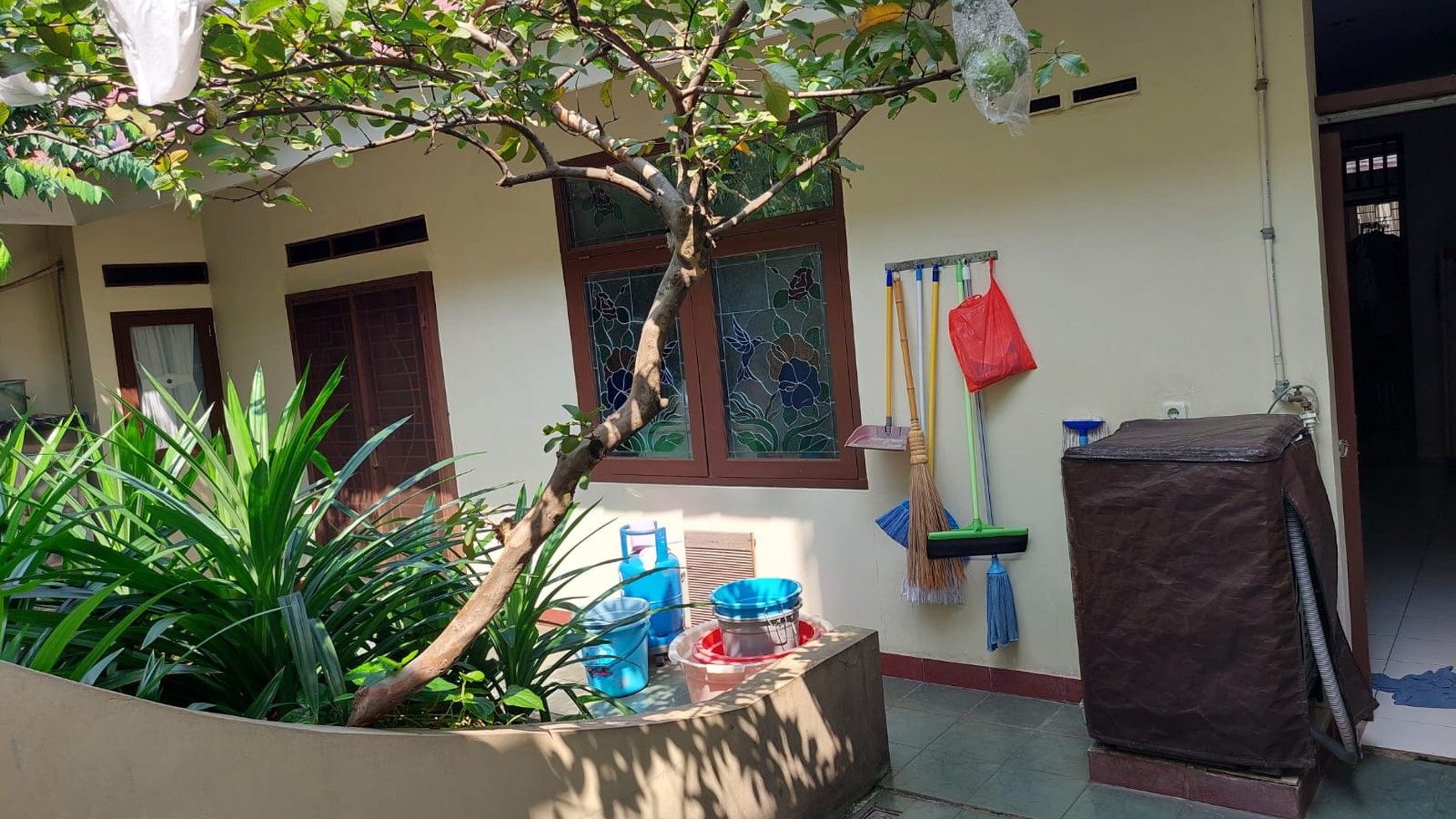 Rumah Cantik Siap Huni dan Dengan Kondisi Terawat @Villa Bintaro Indah