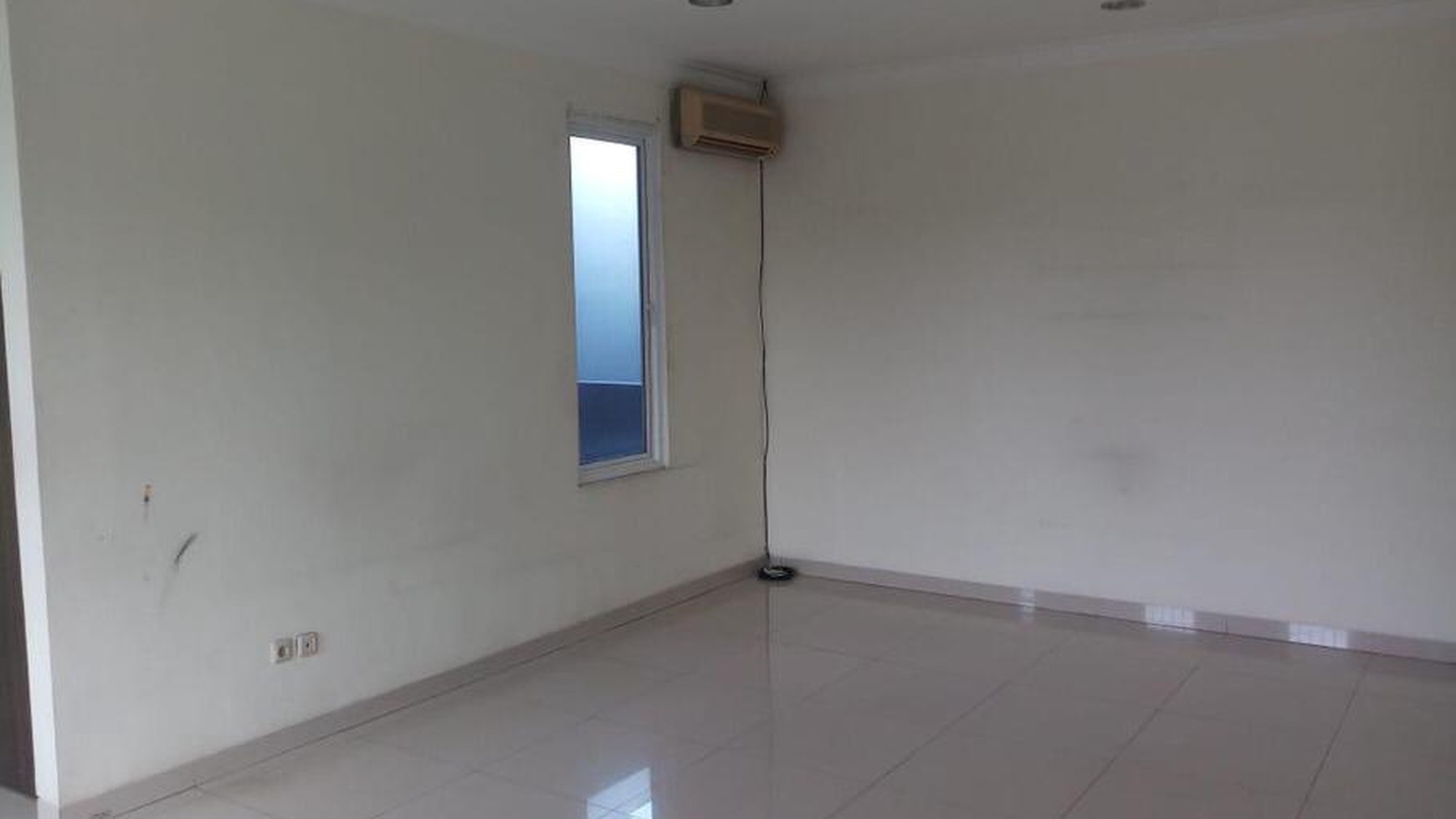 Disewa/Jual Murah  Rumah Mewah Bisa Buat Kantor