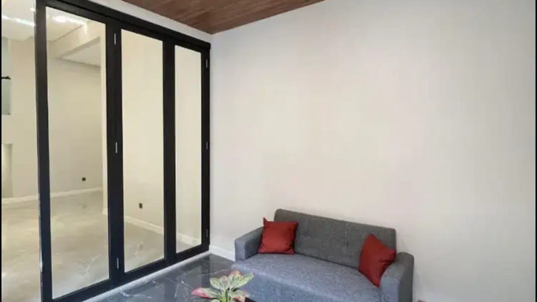 Rumah Baru Gress Split Level Modern Semi Furnished Mewah Citraland Utama