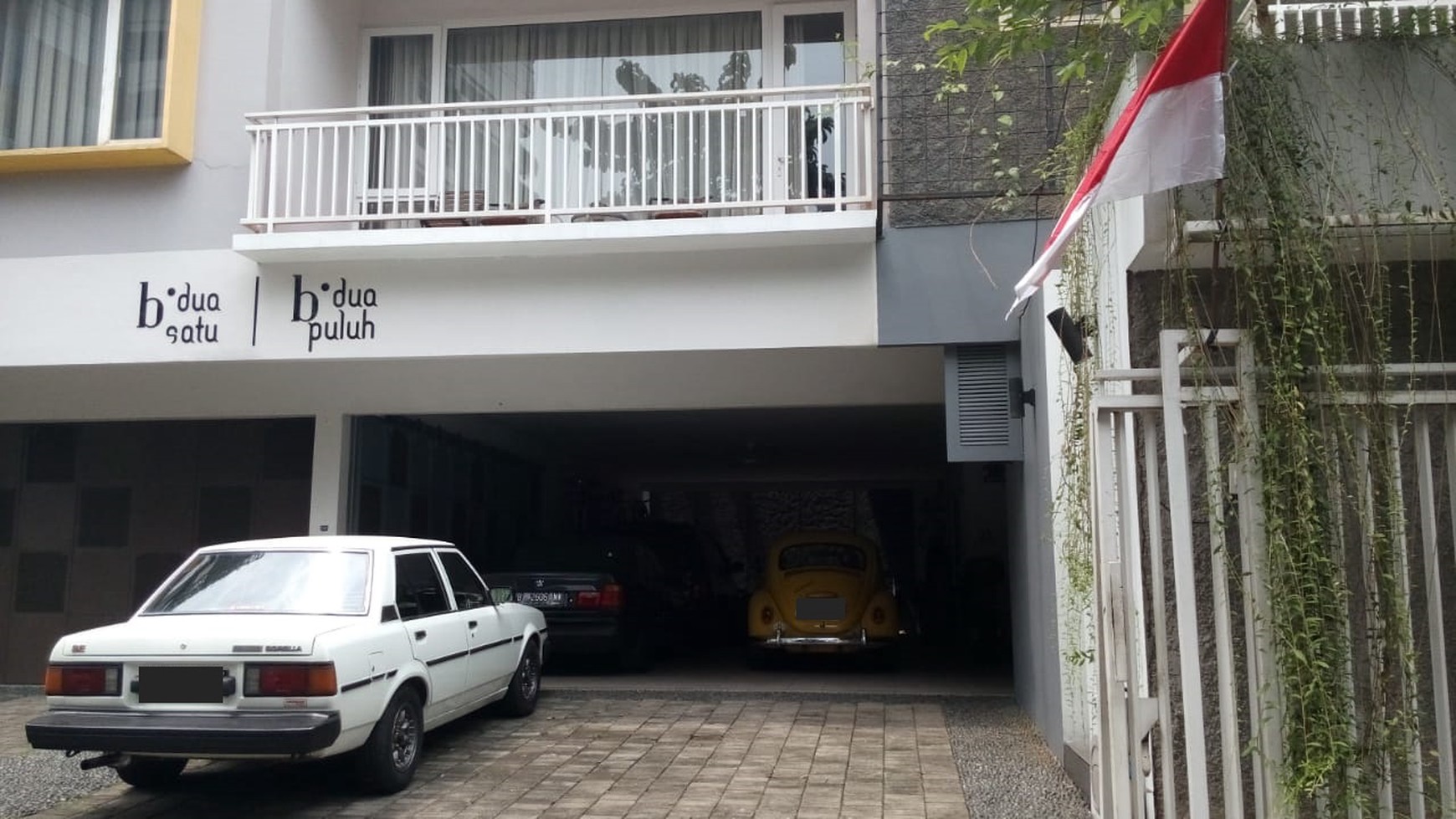 RUMAH DIJUAL JALAN TAMAN GANDARIA KEBAYORAN LAMA JAKARTA SELATAN