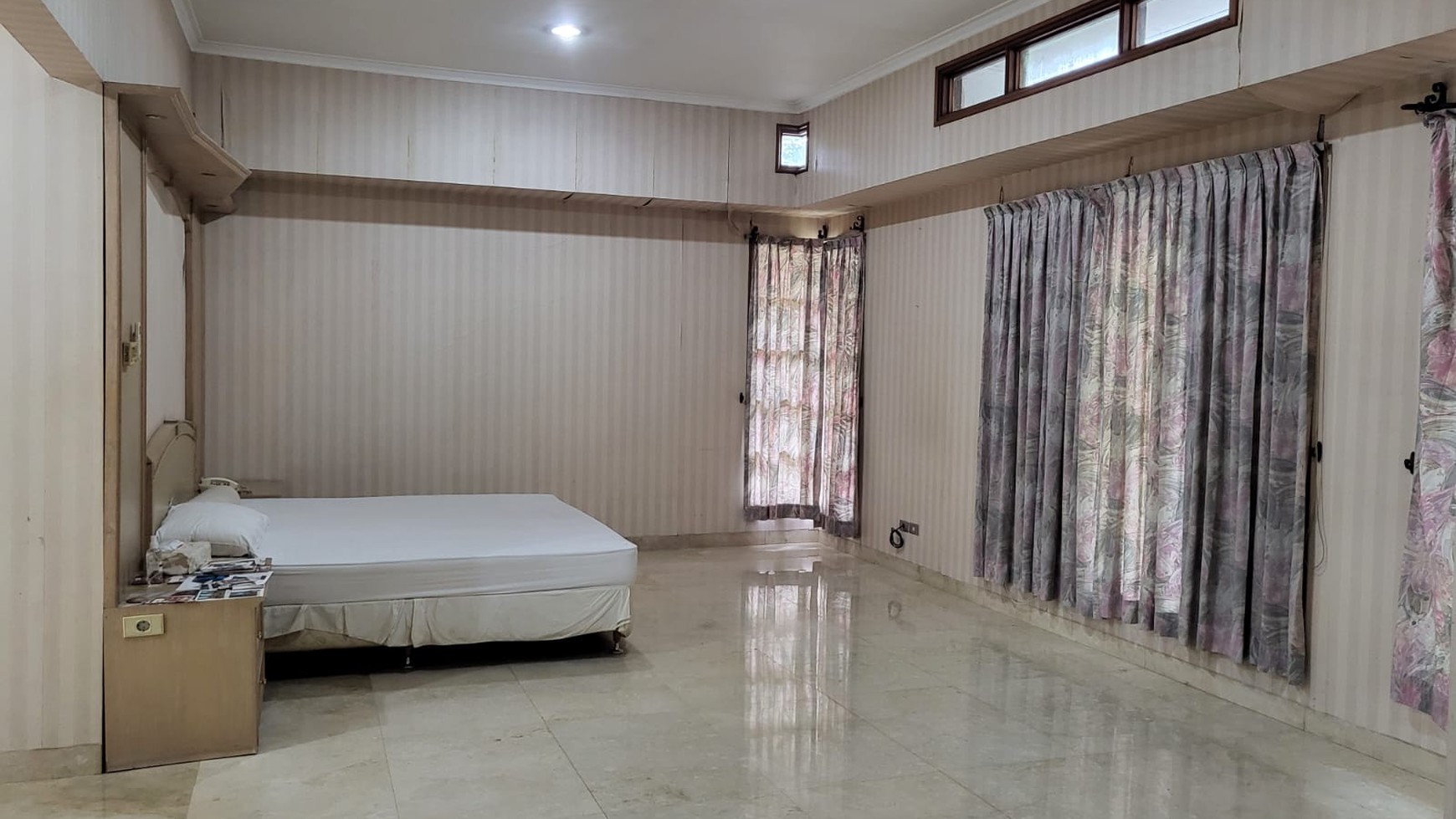 Rumah Lux siap huni di pondok indah