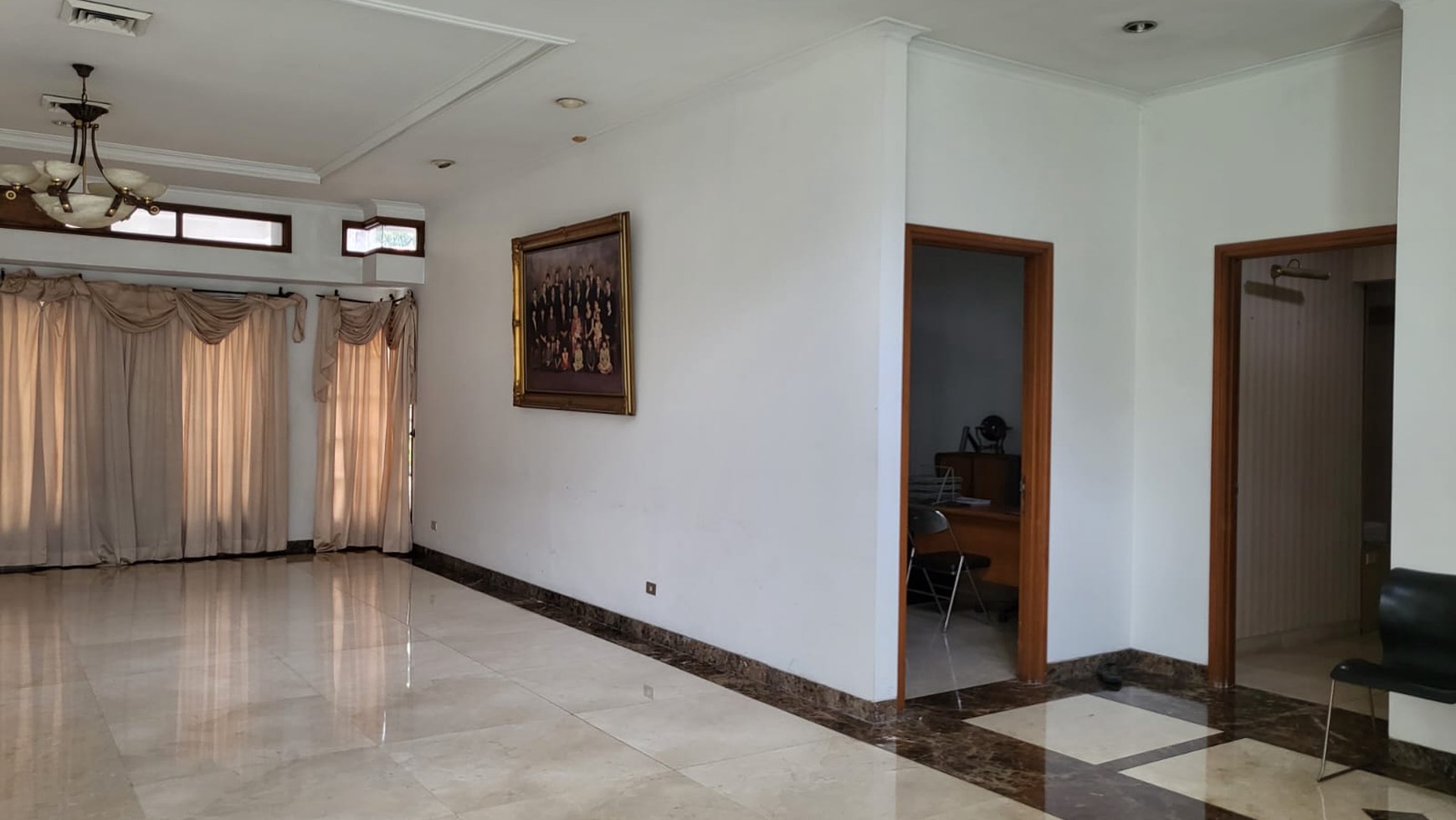 Rumah Lux siap huni di pondok indah