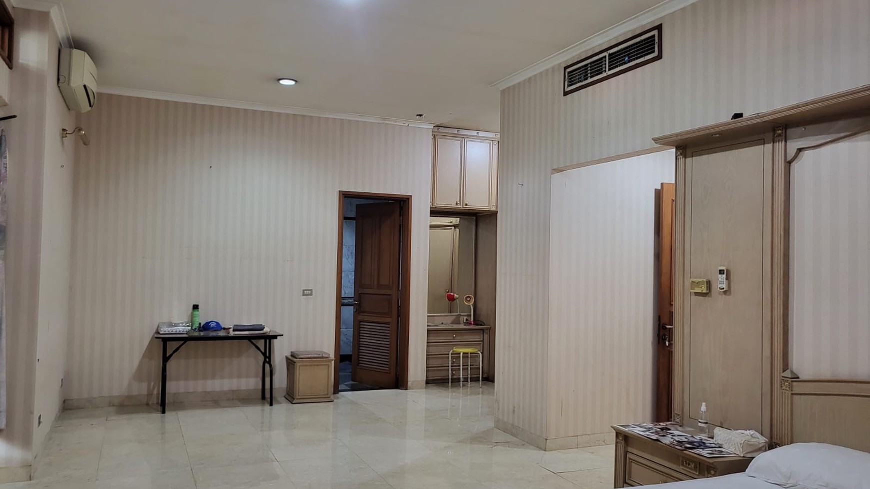 Rumah Lux siap huni di pondok indah