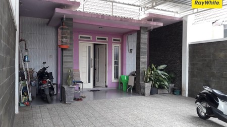 Dijual Rumah SHM Pusat Kota di Jalan Petemon Surabaya