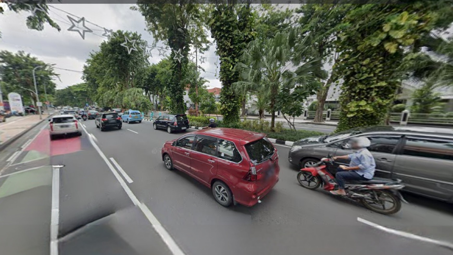 1000 m2 Rumah Surabaya Pusat Kota - Nol Jalan Raya Darmo - Komersial Area cocok buat Segala Usaha,  Bank, Restaurant,  Medical Clinic , Kantor, Showroom dll