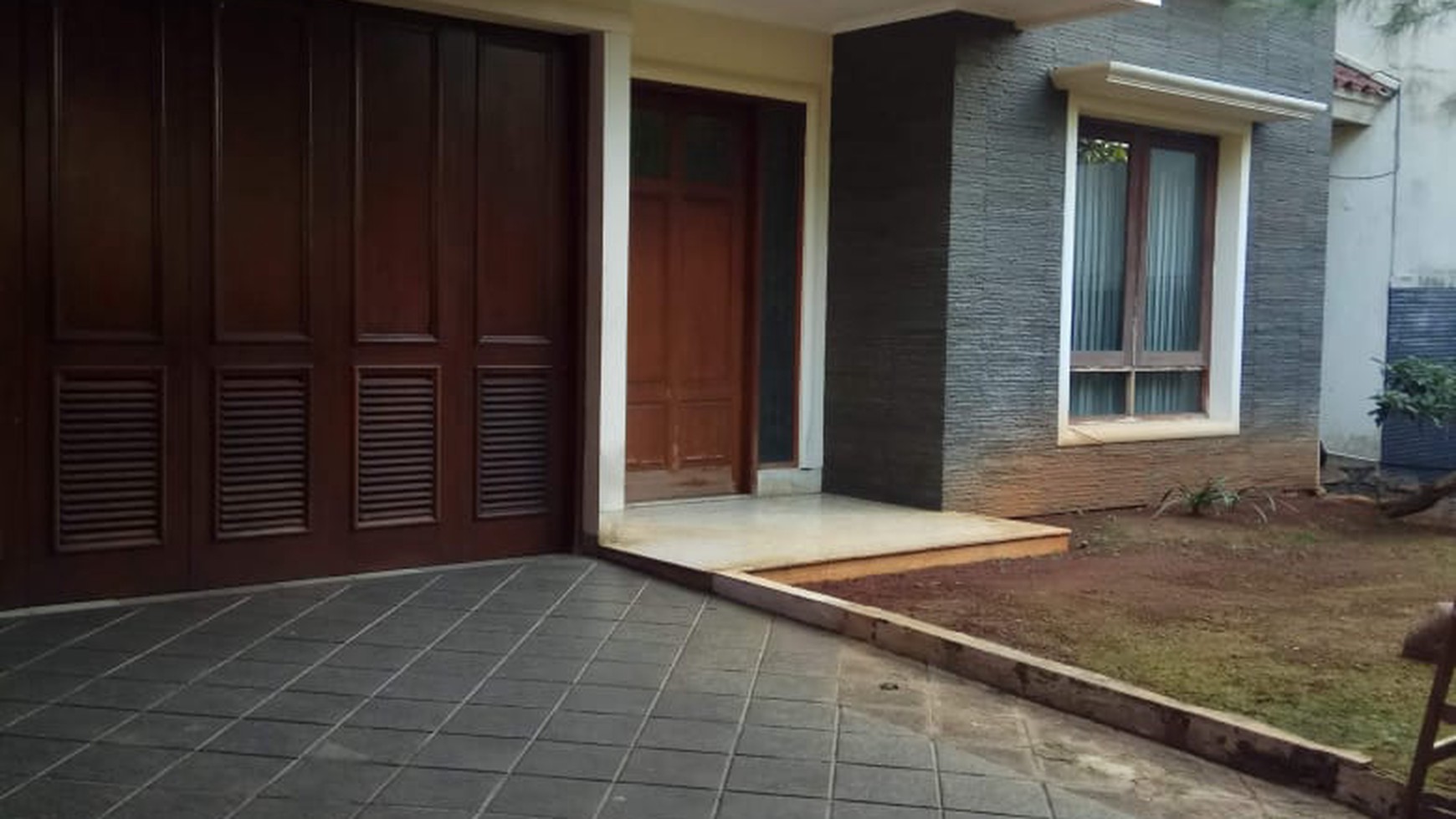 Rumah Terawat dan siap huni di Kebayoran Baru, Jakarta Selatan