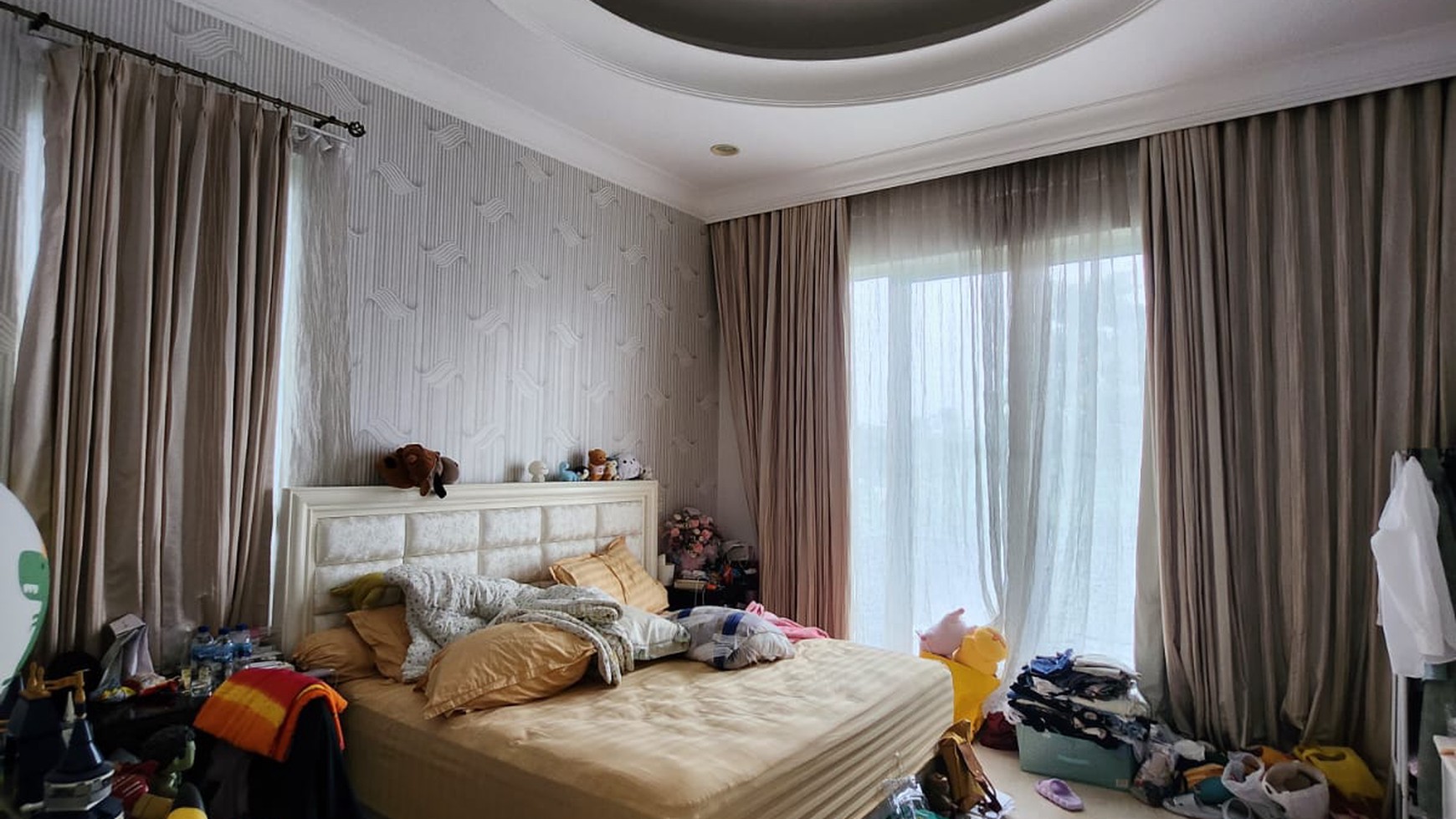 Rumah Graha Family Lux Dekat Golf Surabaya Barat