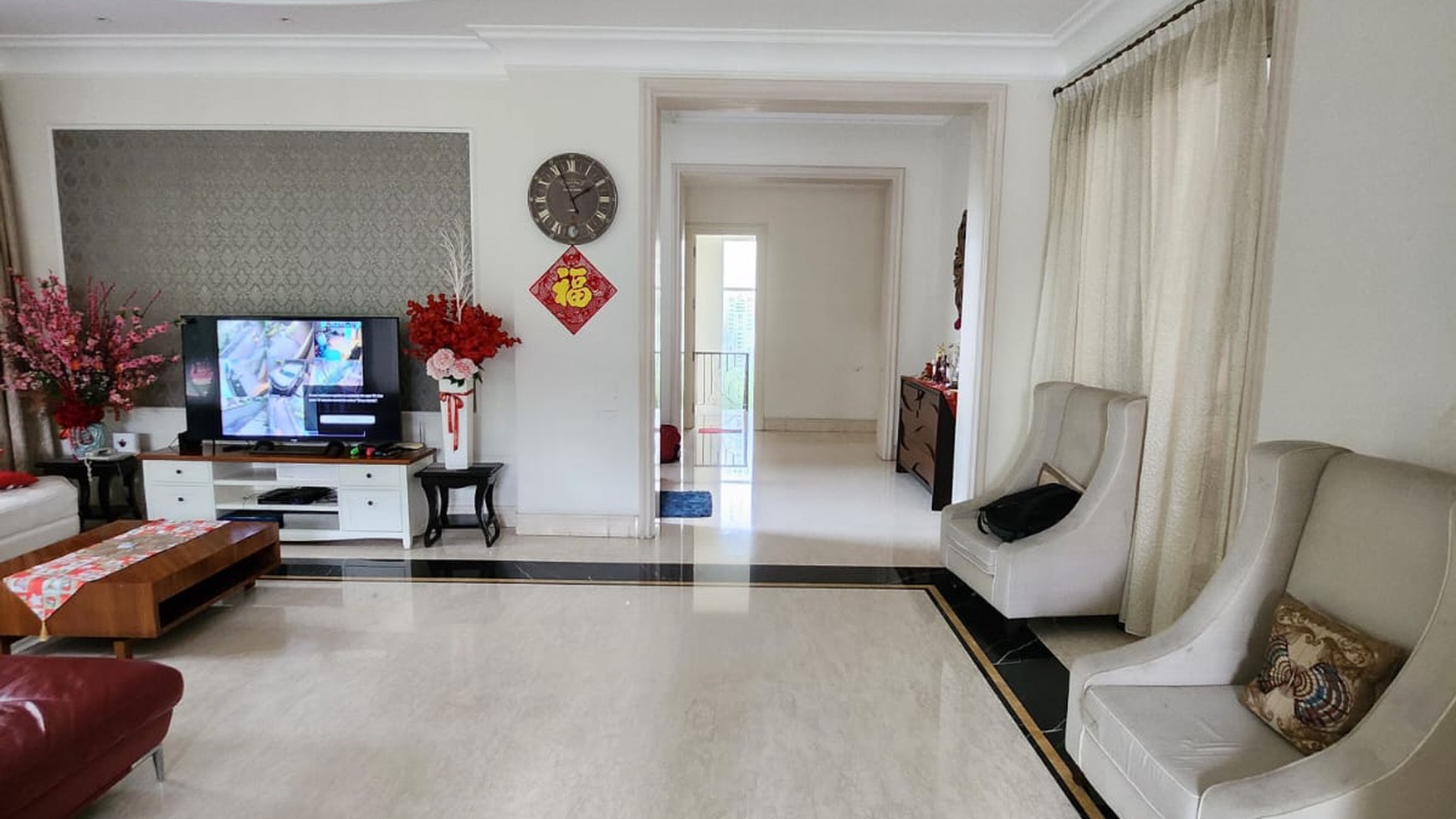 Rumah Graha Family Lux Dekat Golf Surabaya Barat