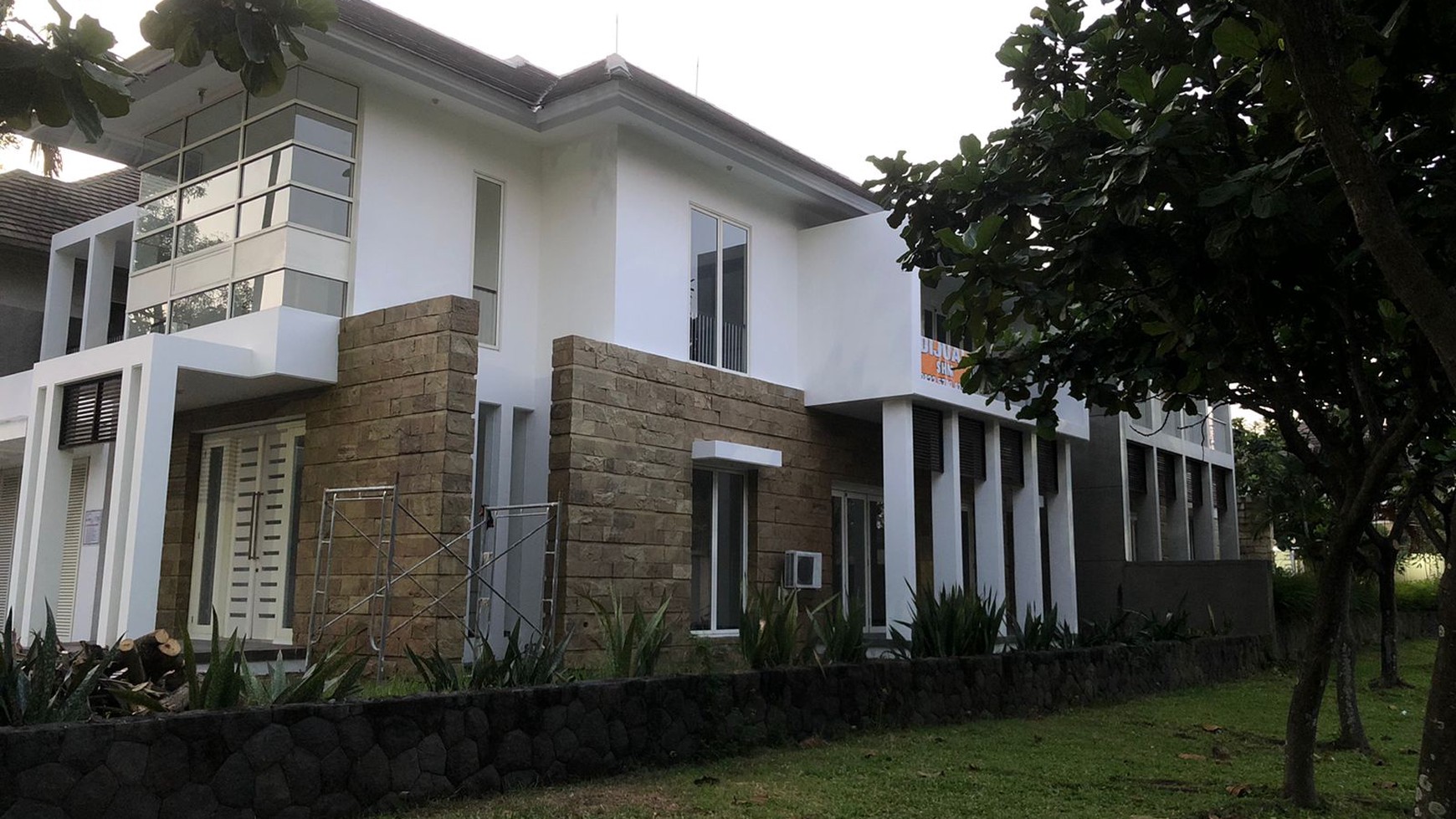 Dijual Rumah Baru Gress Diamond Hill Citraland Surabaya 