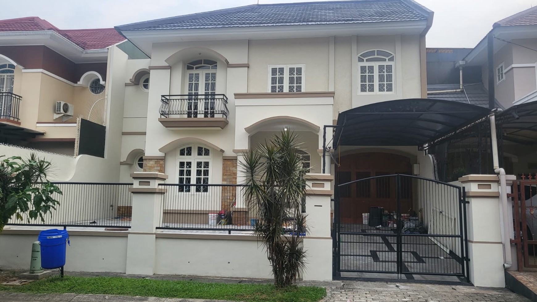 Rumah full renovasi di Puspita Loka 