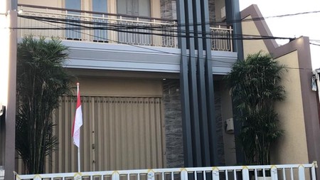 Dijual Rumah 2 lantai SHM di Manukan Tengah Surabaya