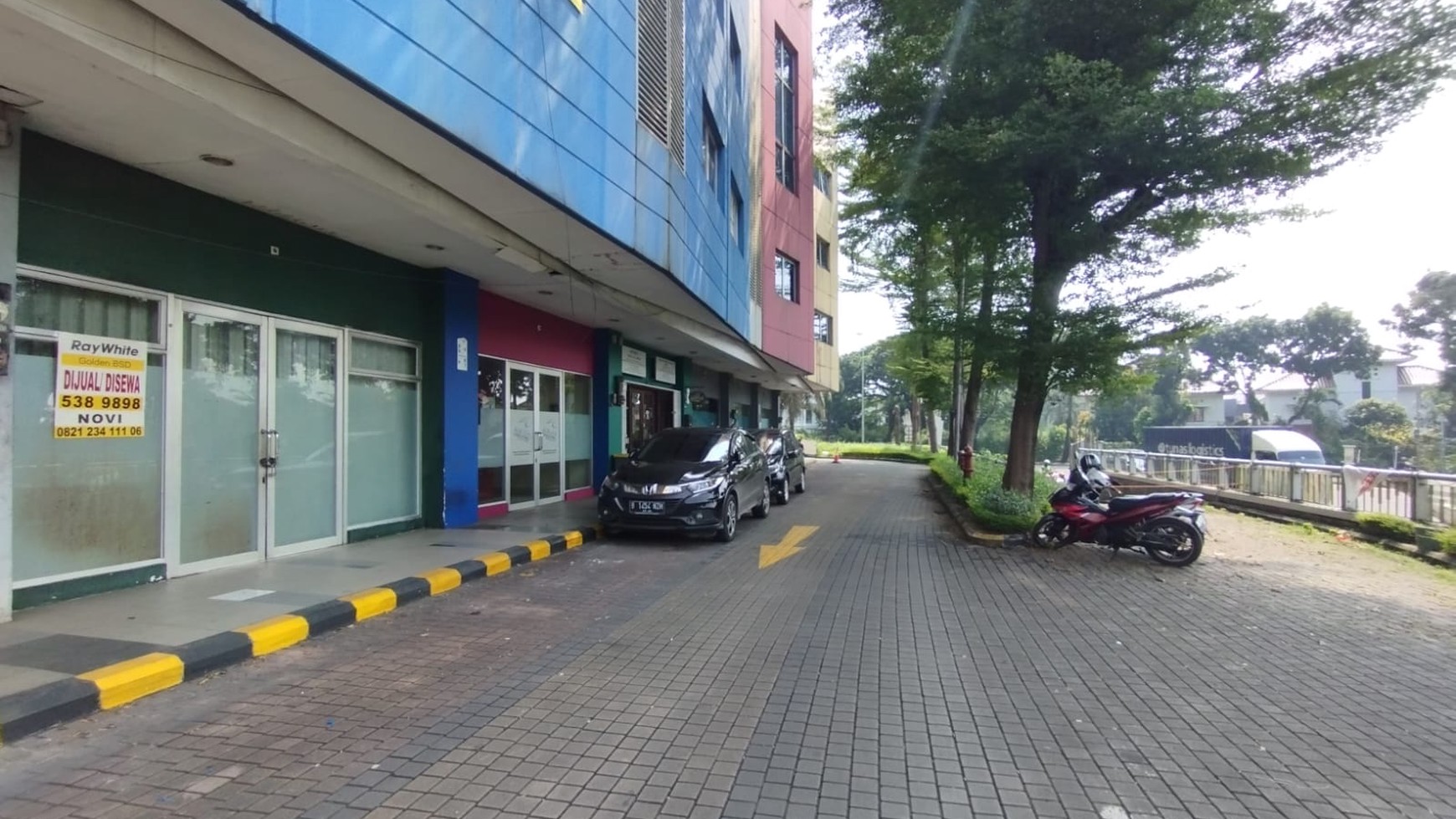 dijual ruko strategis, hadap jalan tengah kota junction bsd city serpong tangerang selatan banten