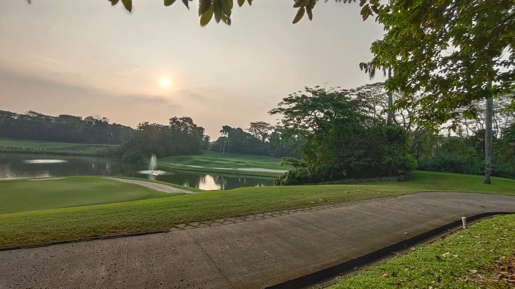 Kavling view menghadap langsung lapangan Golf BSD City