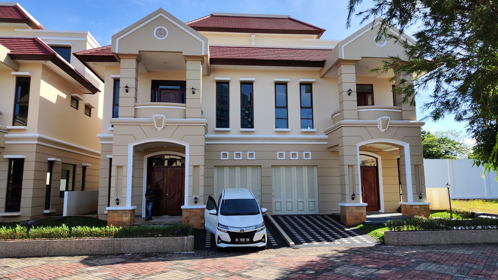 Townhouse dengan kolam renang private di Pusat Kota Bandar Lampung