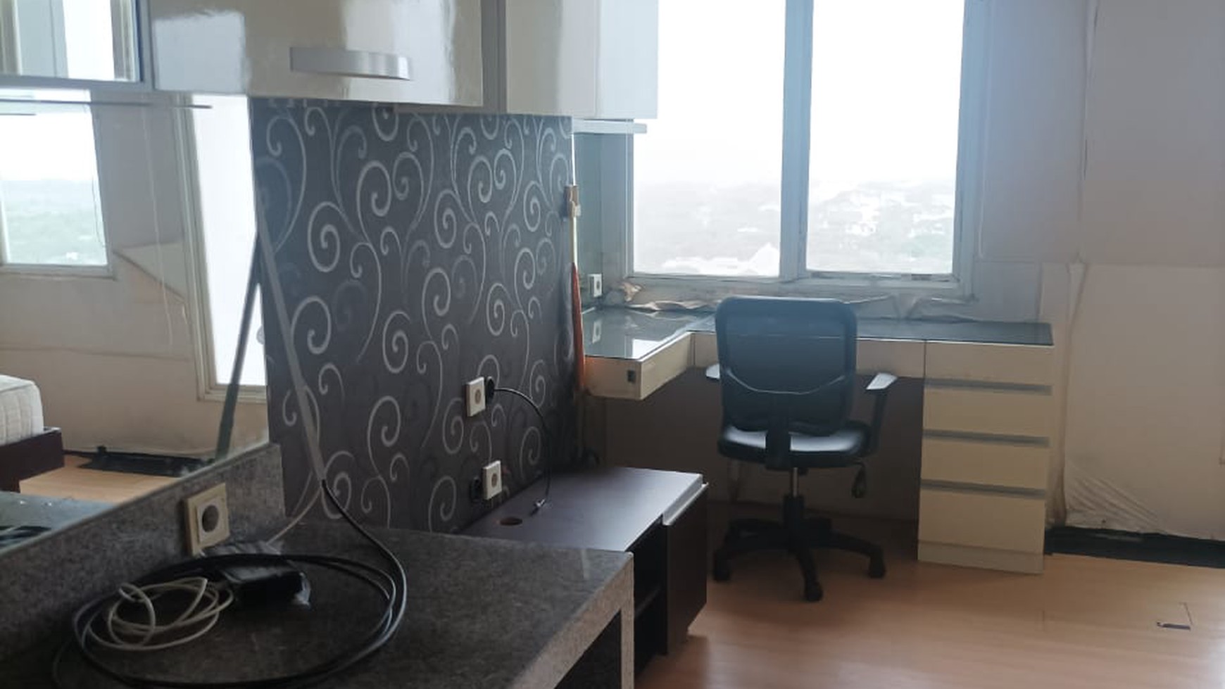 MURAH Cuma 250jt!! Dijual Apartemen Berkeley Universitas Ciputra Citraland