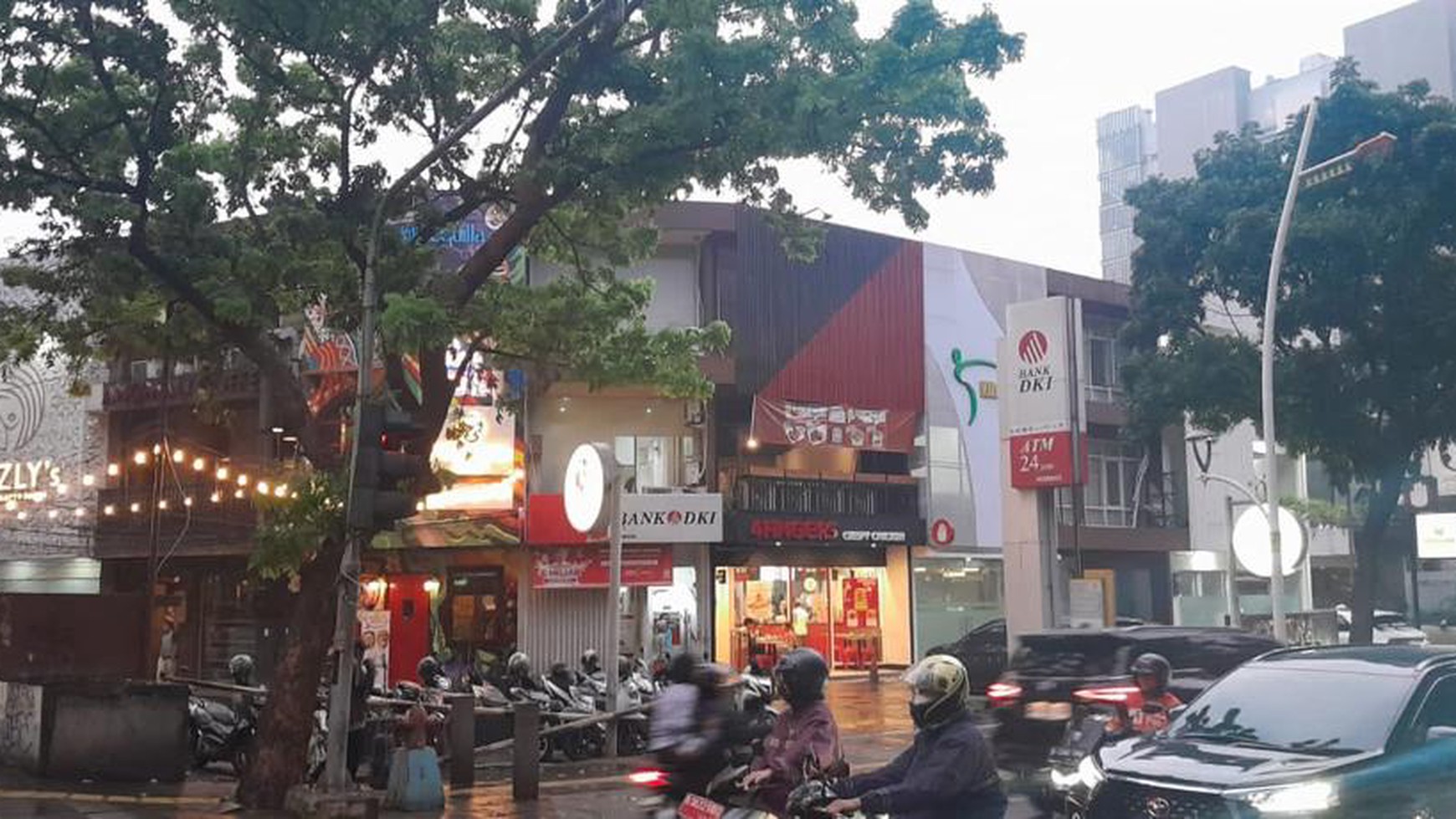 Ruko (15 Unit) Disewa Di Kemang Raya