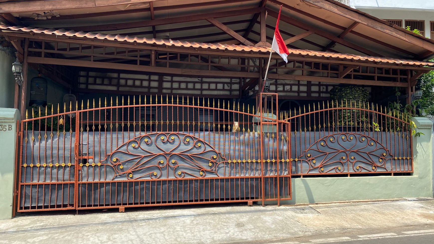 RUMAH DI KEBON PALA 3 TANAH ABANG JAKARTA PUSAT