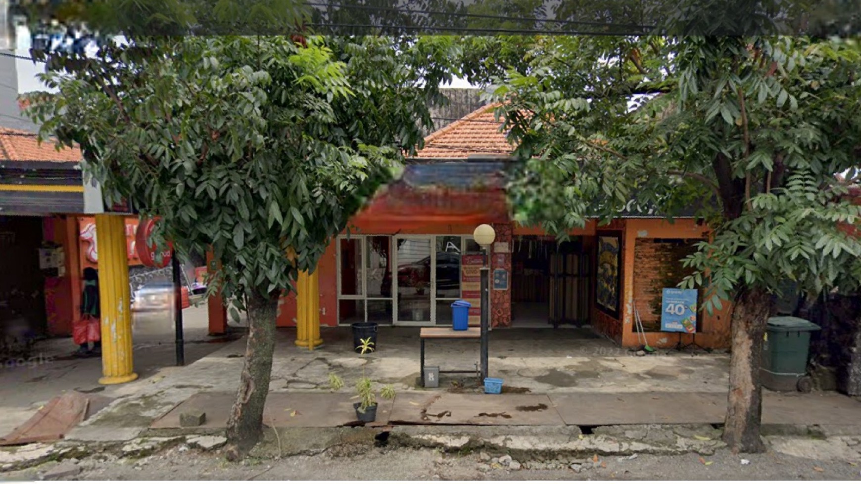 Disewakan Rumah Usaha Eks Resto Jalan Dukuh Kupang Surabaya + Parkiran Luas - Cocok buat Segala Usaha 