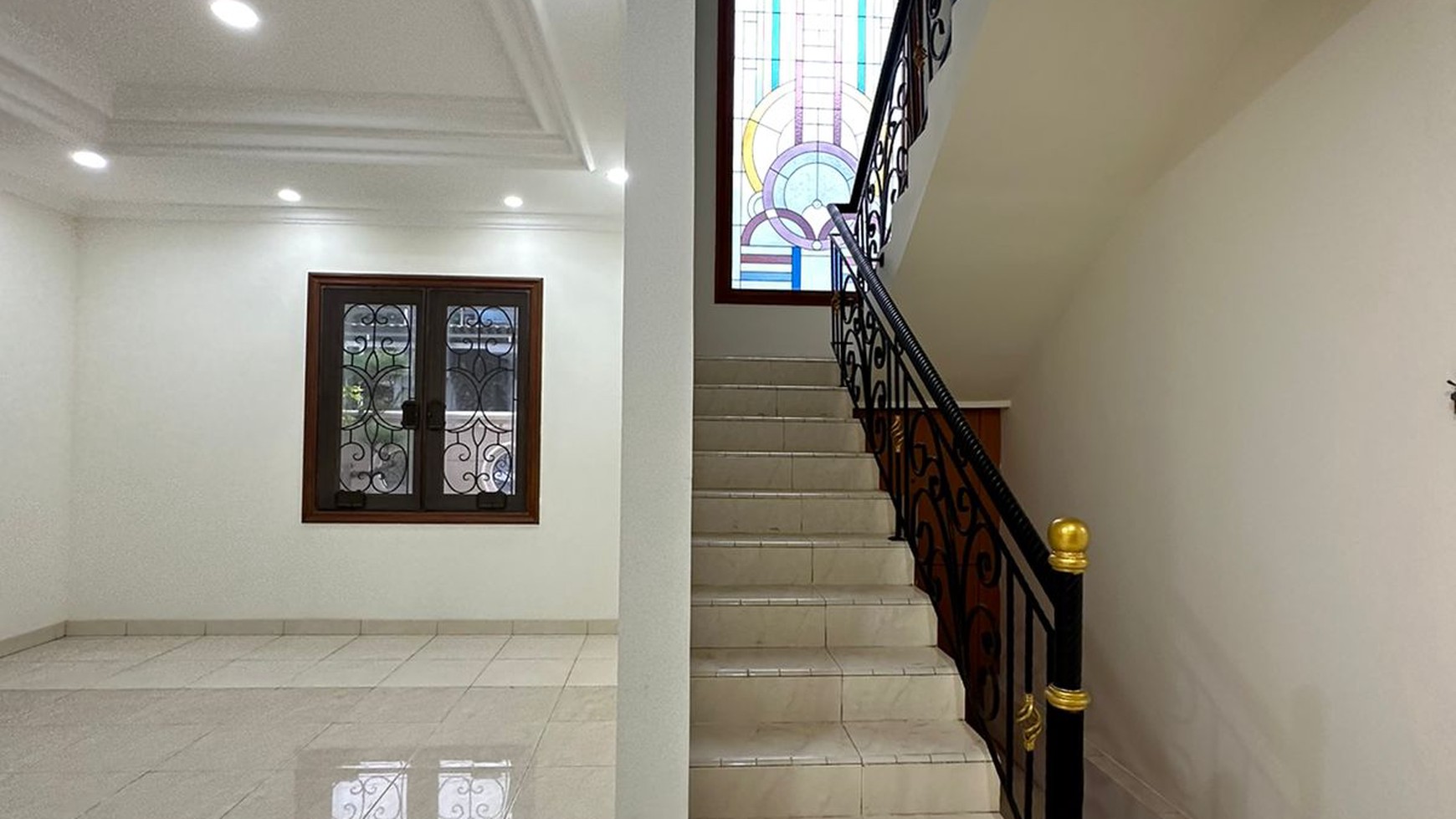 Jarang Ada. Rumah Bagus Citra Garden 3, Kalideres
