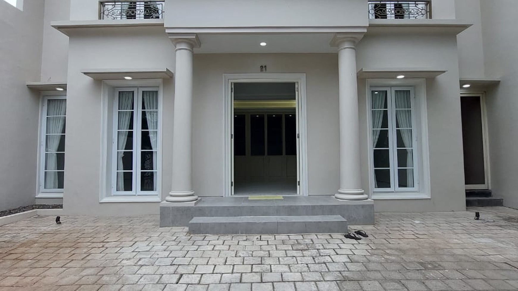 Dijual Rumah Cantik Kebayoran Baru